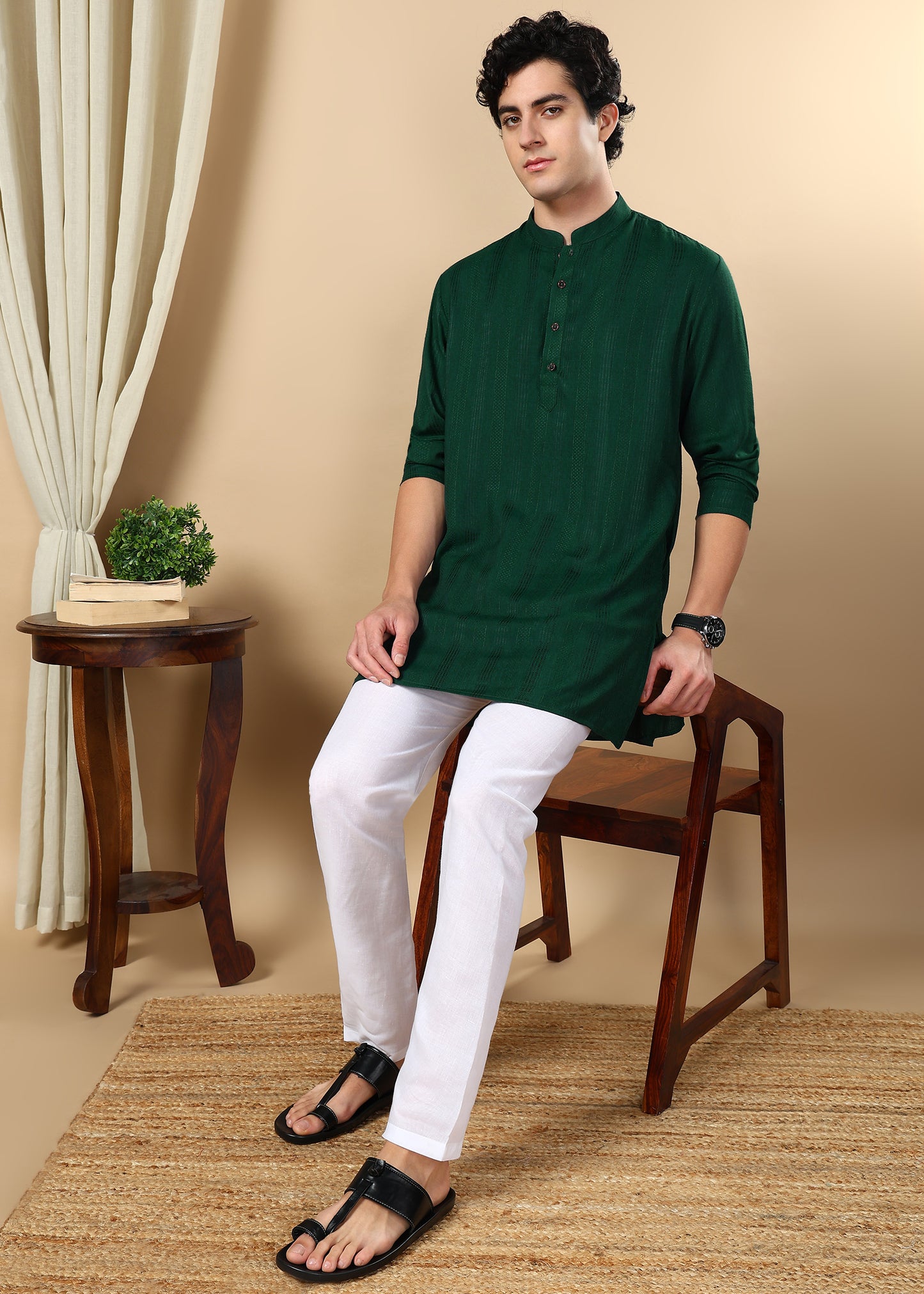 Tattva Men Thread Work Kurta