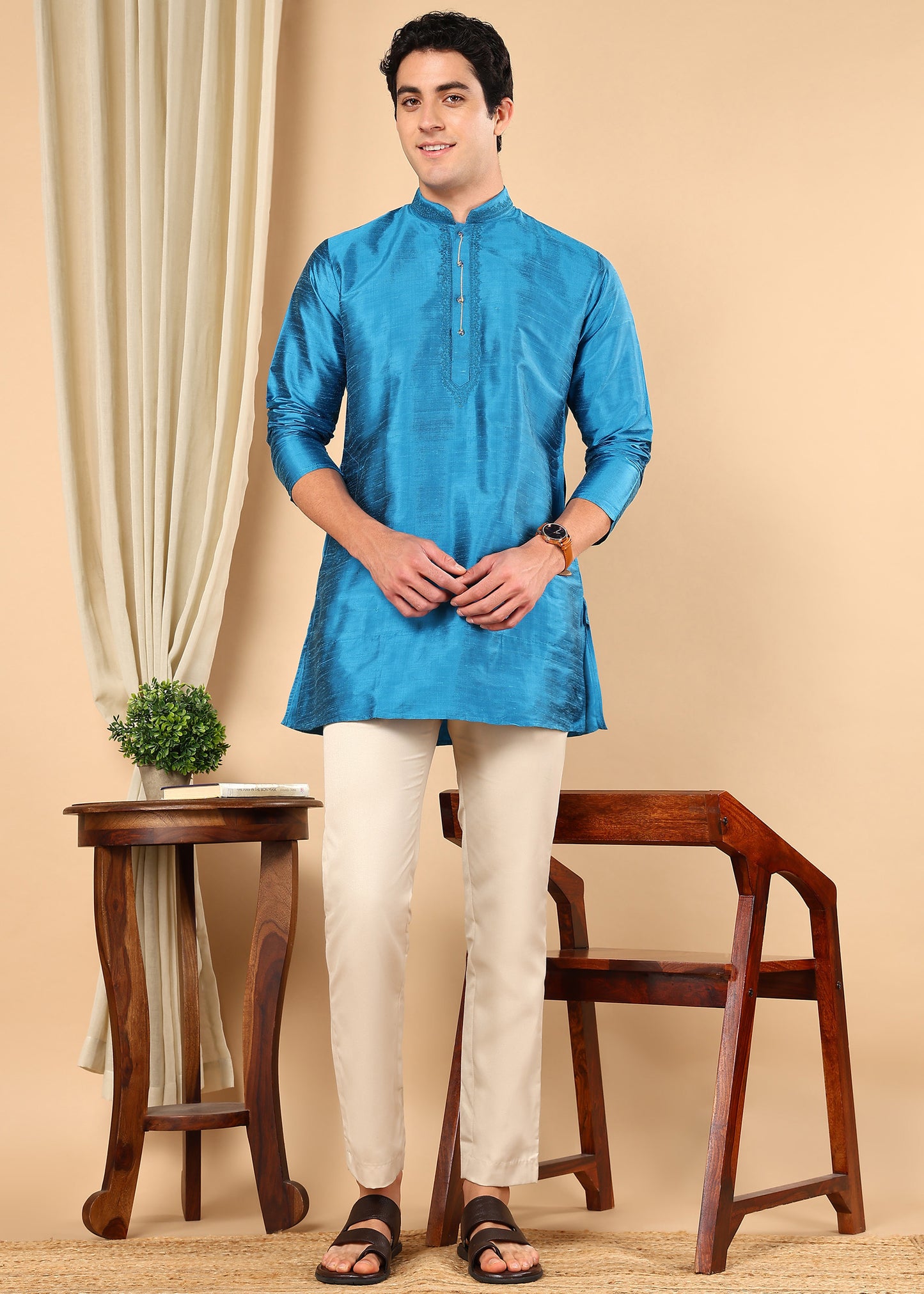 Tattva Men Solid Short Silk Kurta