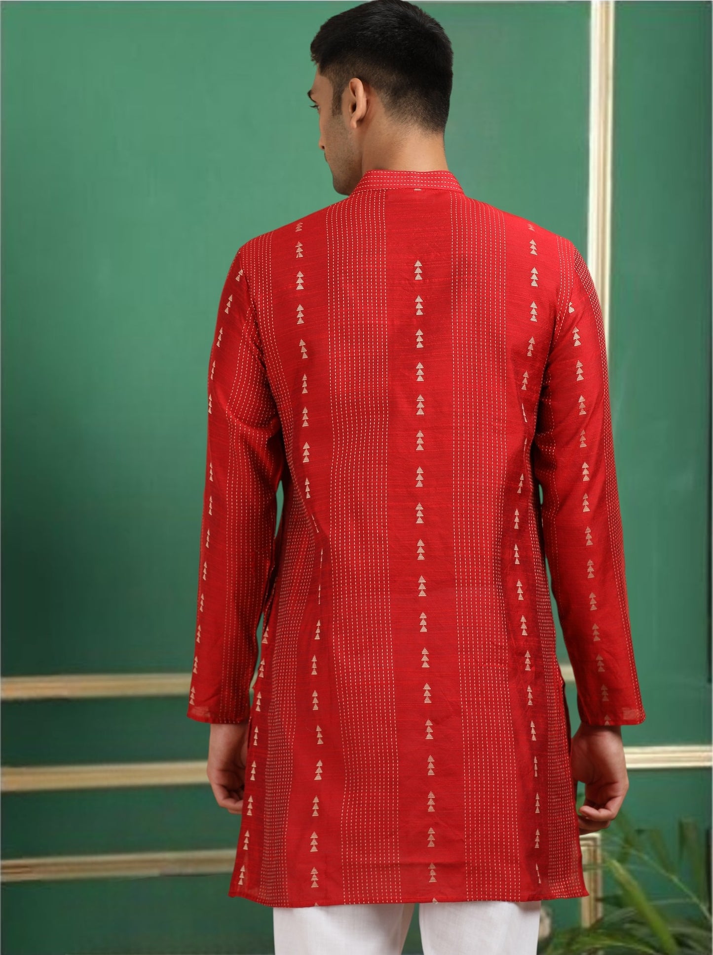 Tattva Scarlet Toned Threadwork Short Kurta