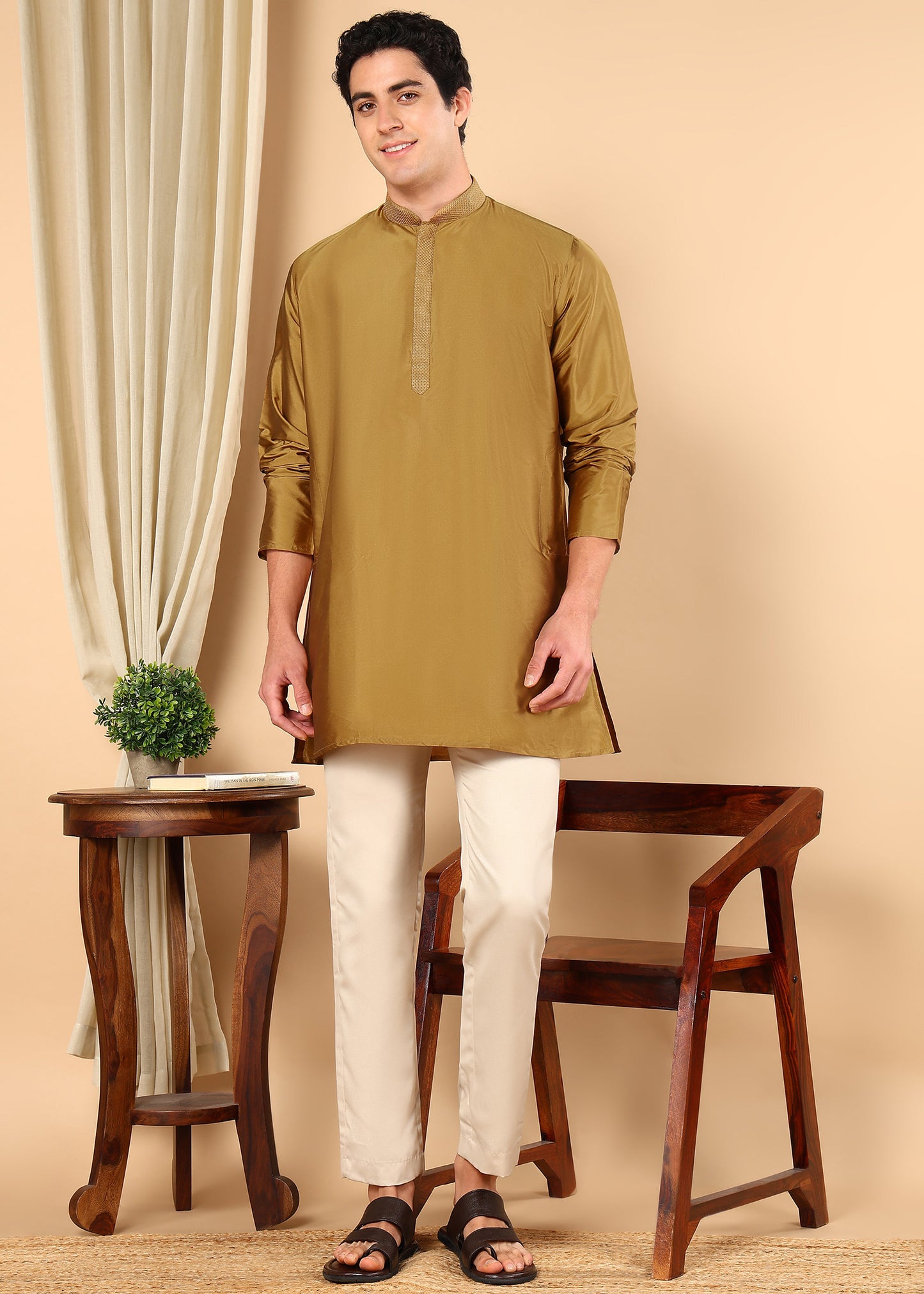 Tattva Short Solid Casual Kurta