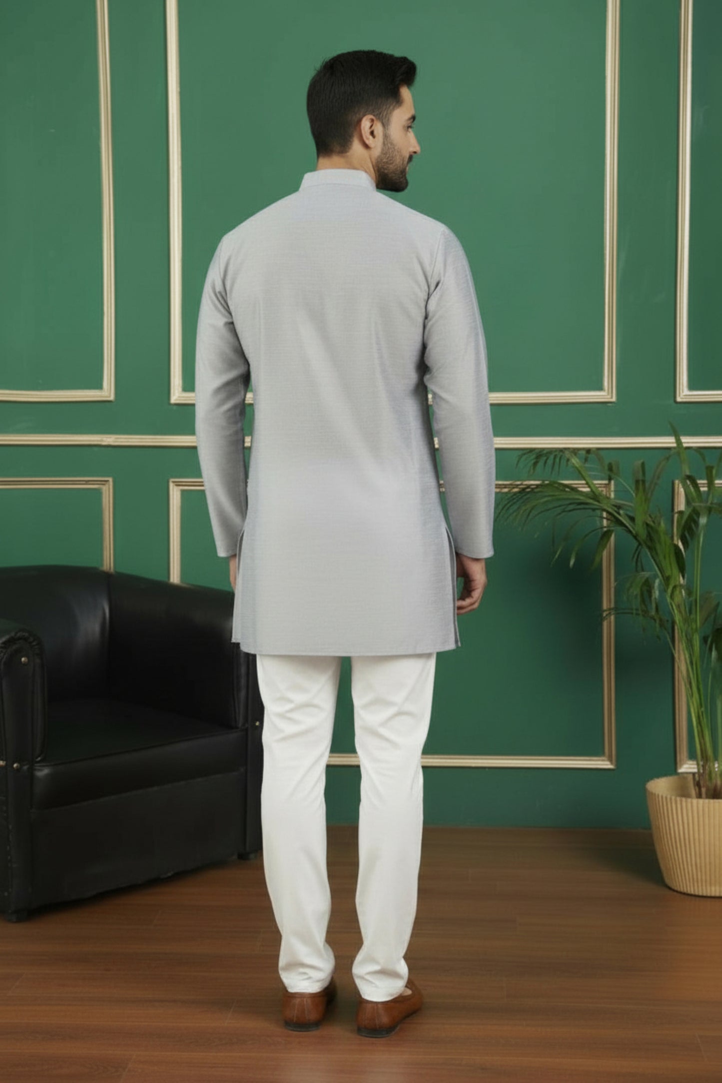 Tattva Men Embroidered Solid Short Kurta