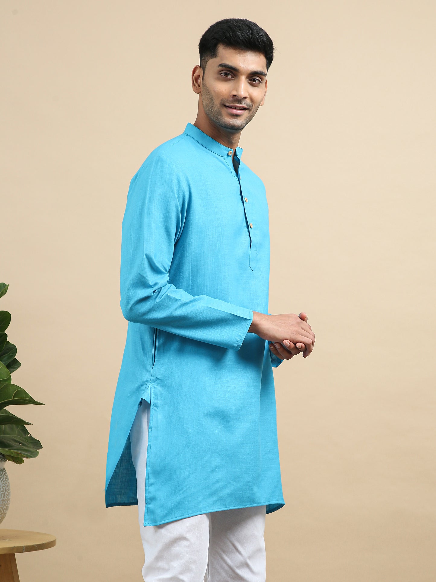 Tattva Turquoise Blue Short Kurta with Pyjamas