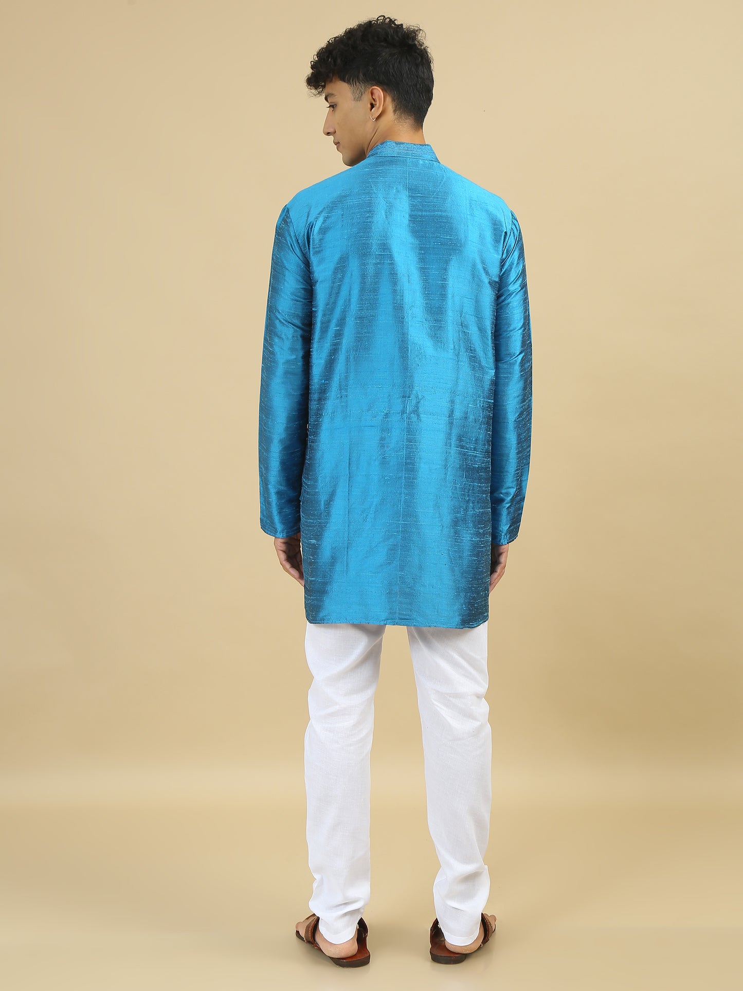 Tattva  Men Applique Dupion Silk Straight Kurta