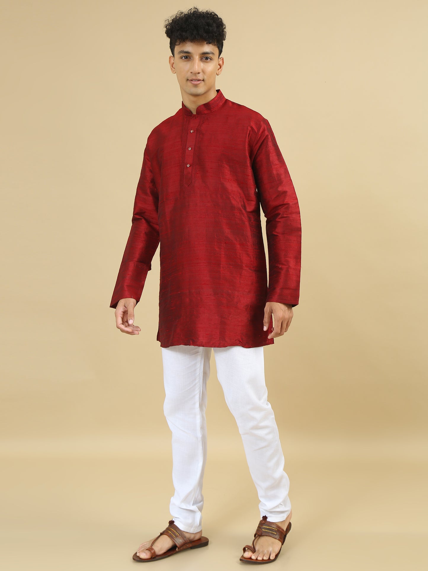 Tattva  Men Applique Dupion Silk Straight Kurta