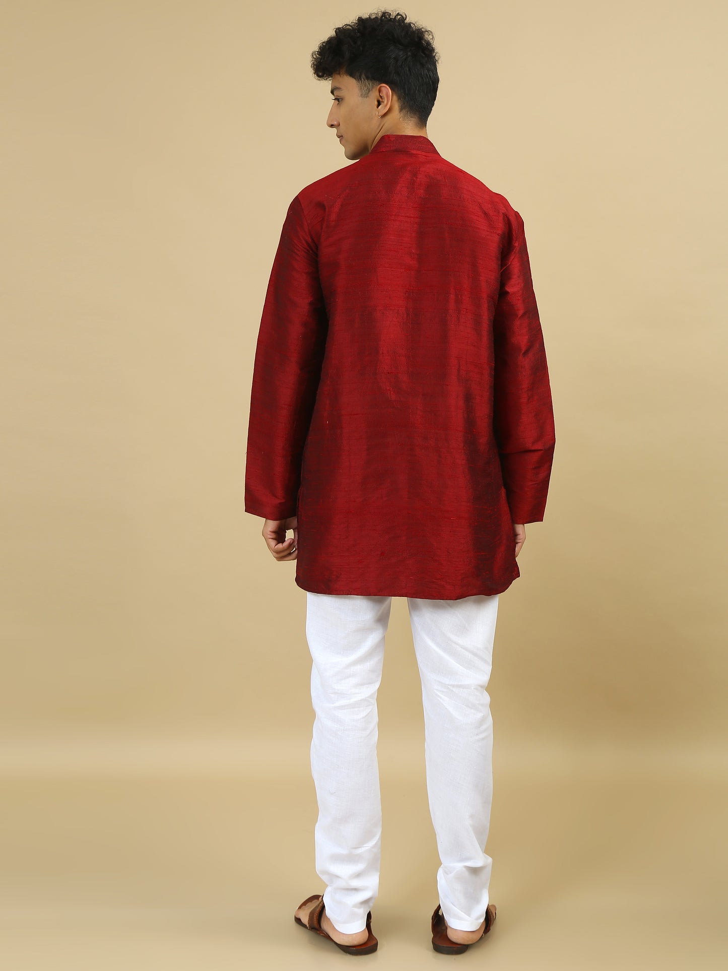 Tattva  Men Applique Dupion Silk Straight Kurta