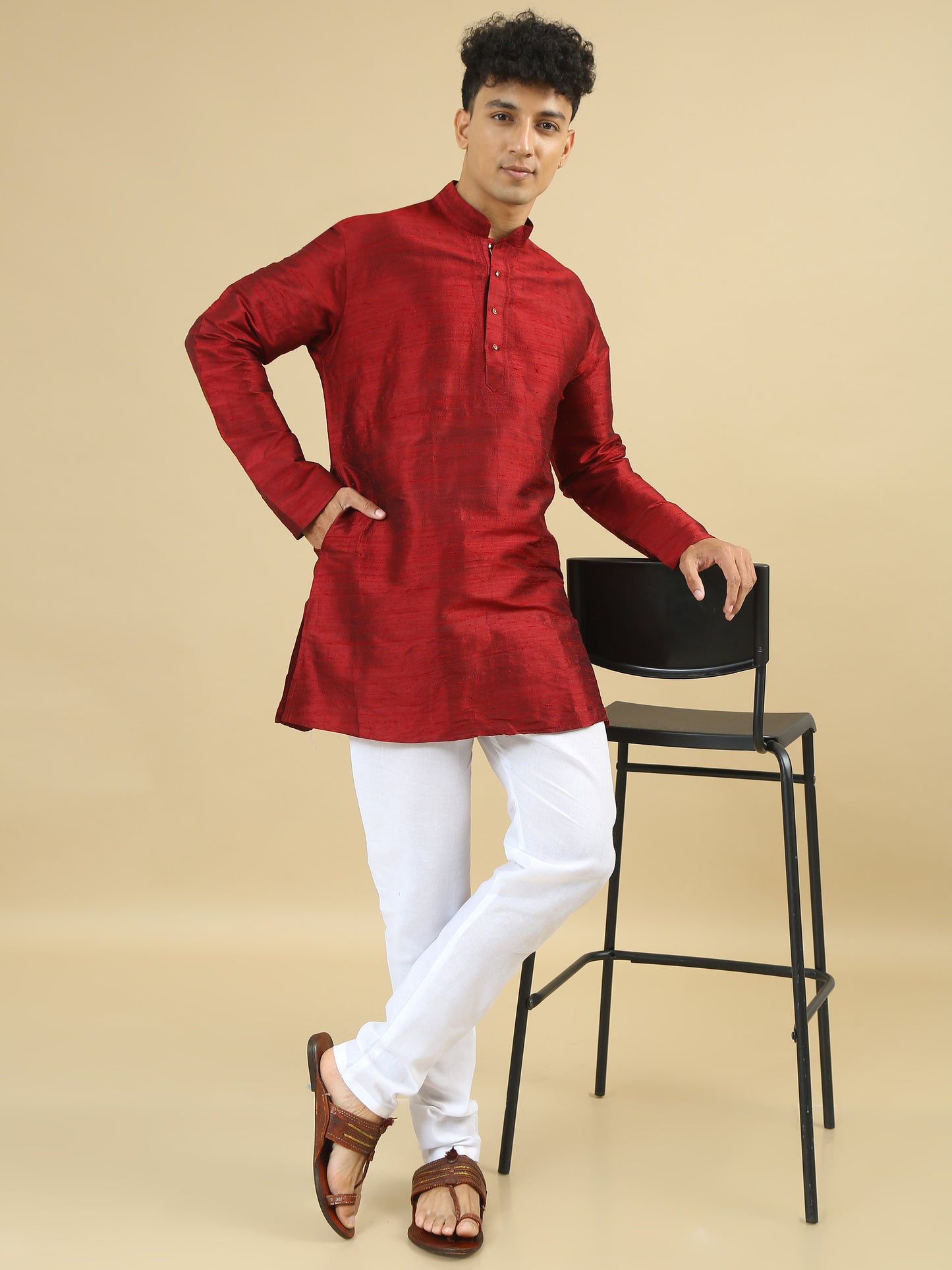 Tattva  Men Applique Dupion Silk Straight Kurta