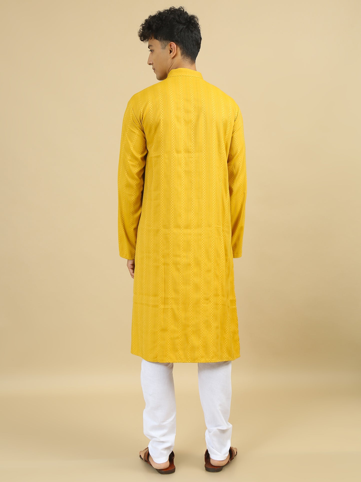 Tattva Men Cotton Blend Kurta Pyjama Set