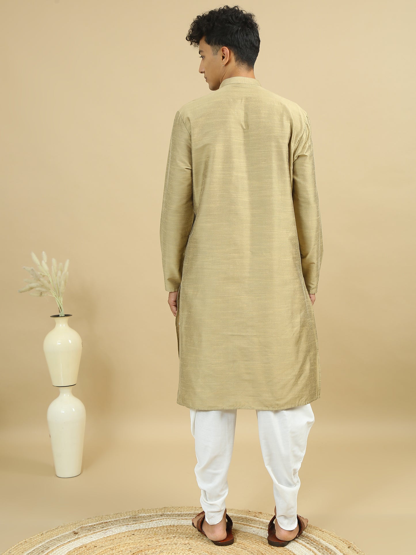 Tattva Men Cotton Blend Kurta Pyjama Set