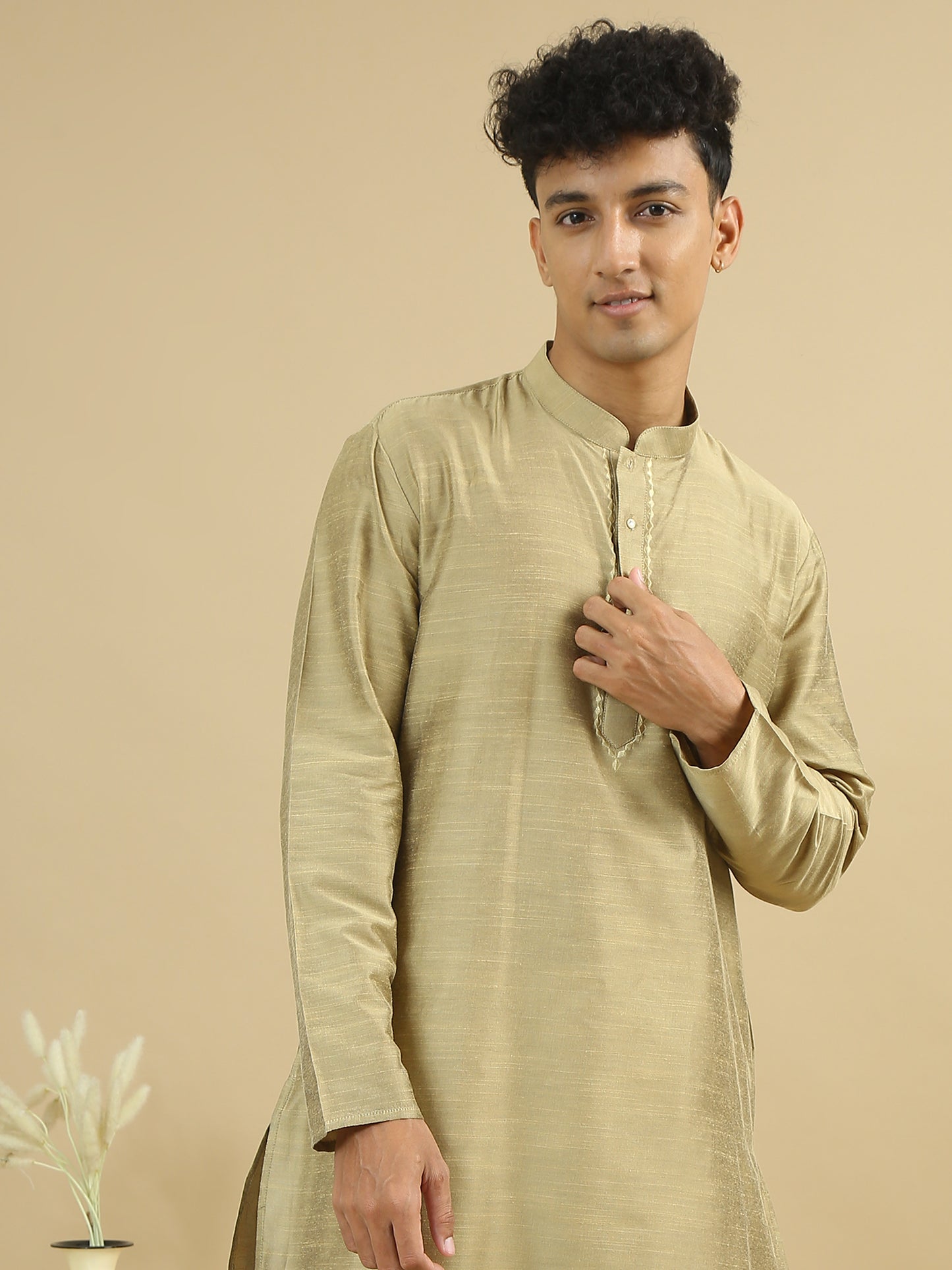 Tattva Men Cotton Blend Kurta Pyjama Set