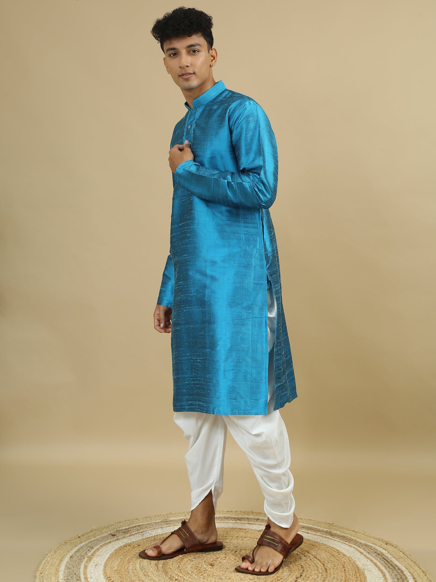 Tattva Men Applique Dupion Silk Straight Kurta