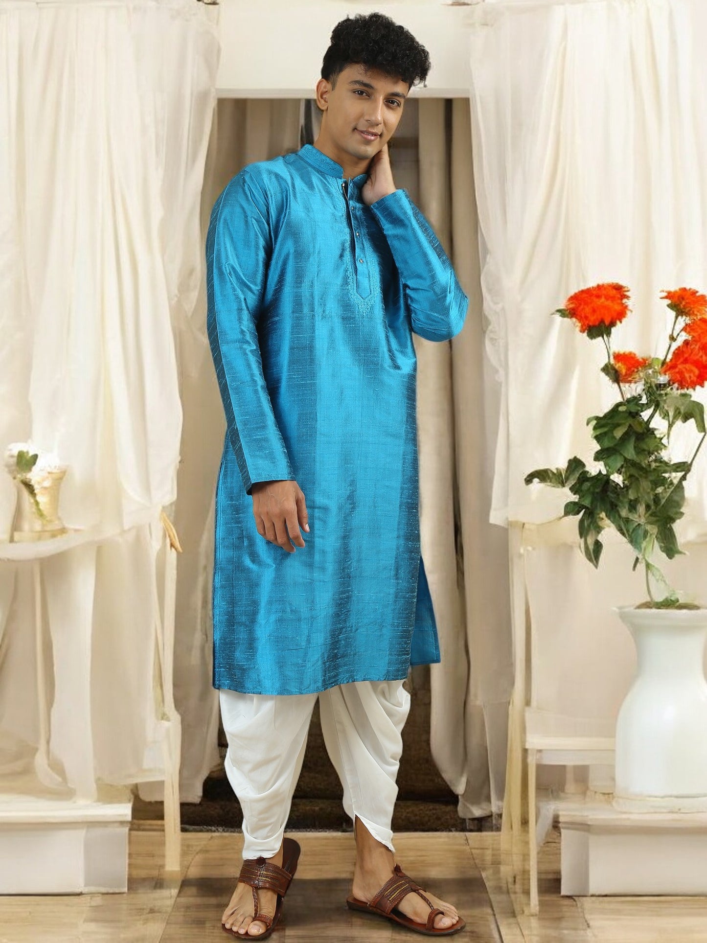 Tattva Men Applique Dupion Silk Straight Kurta