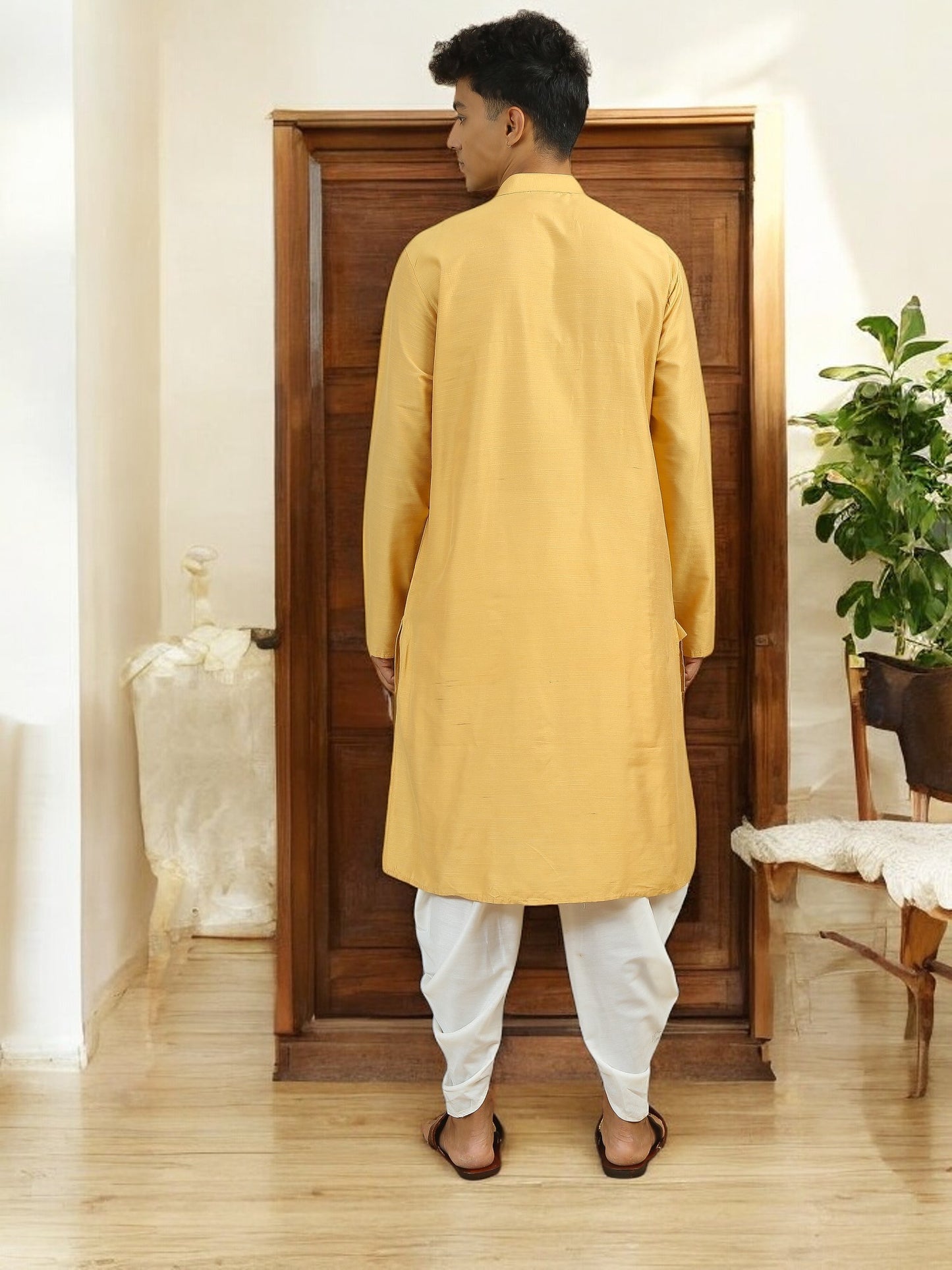 Tattva Men Cotton Blend Kurta Pyjama Set