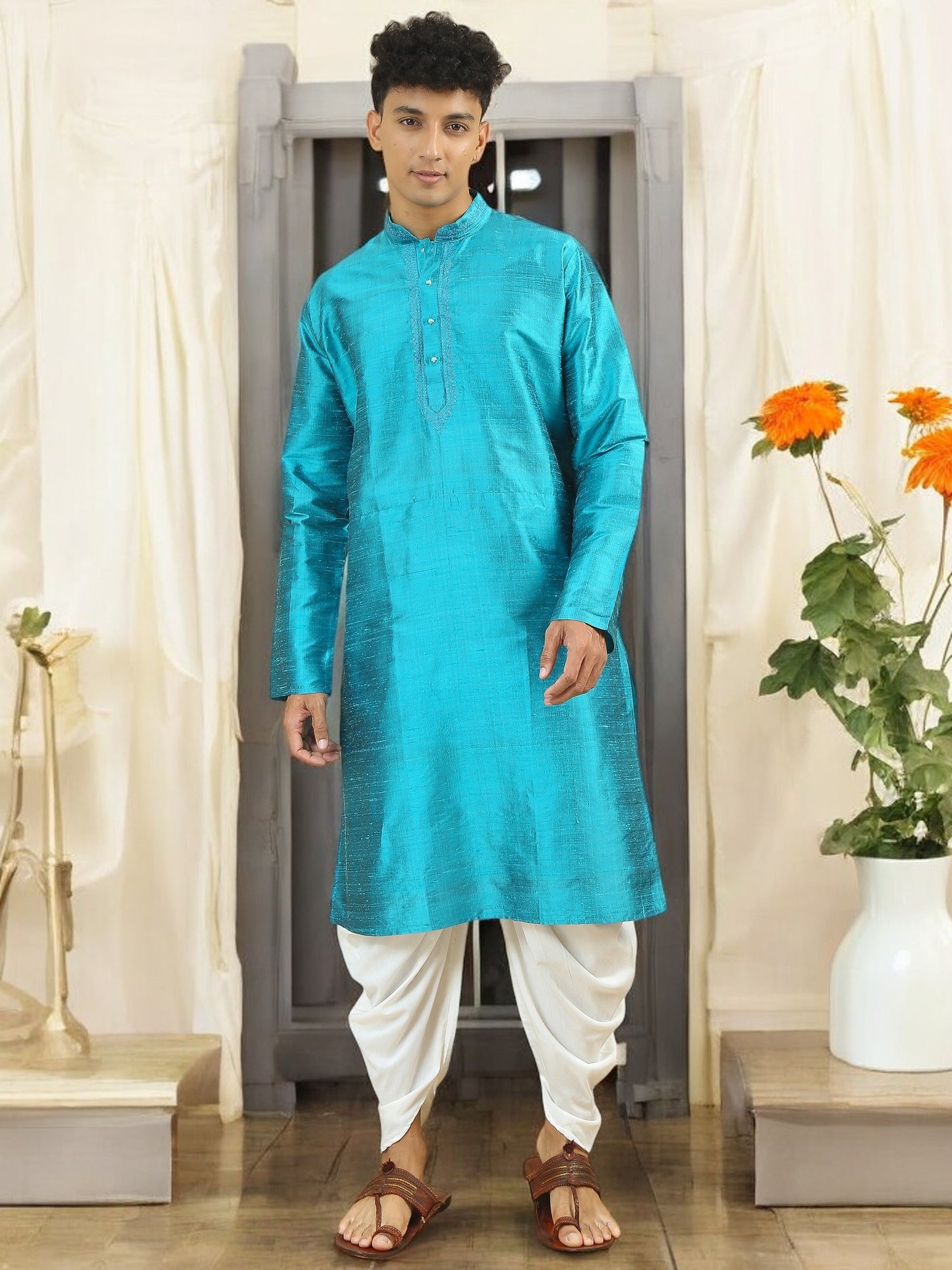 Tattva Men Applique Dupion Silk Straight Kurta