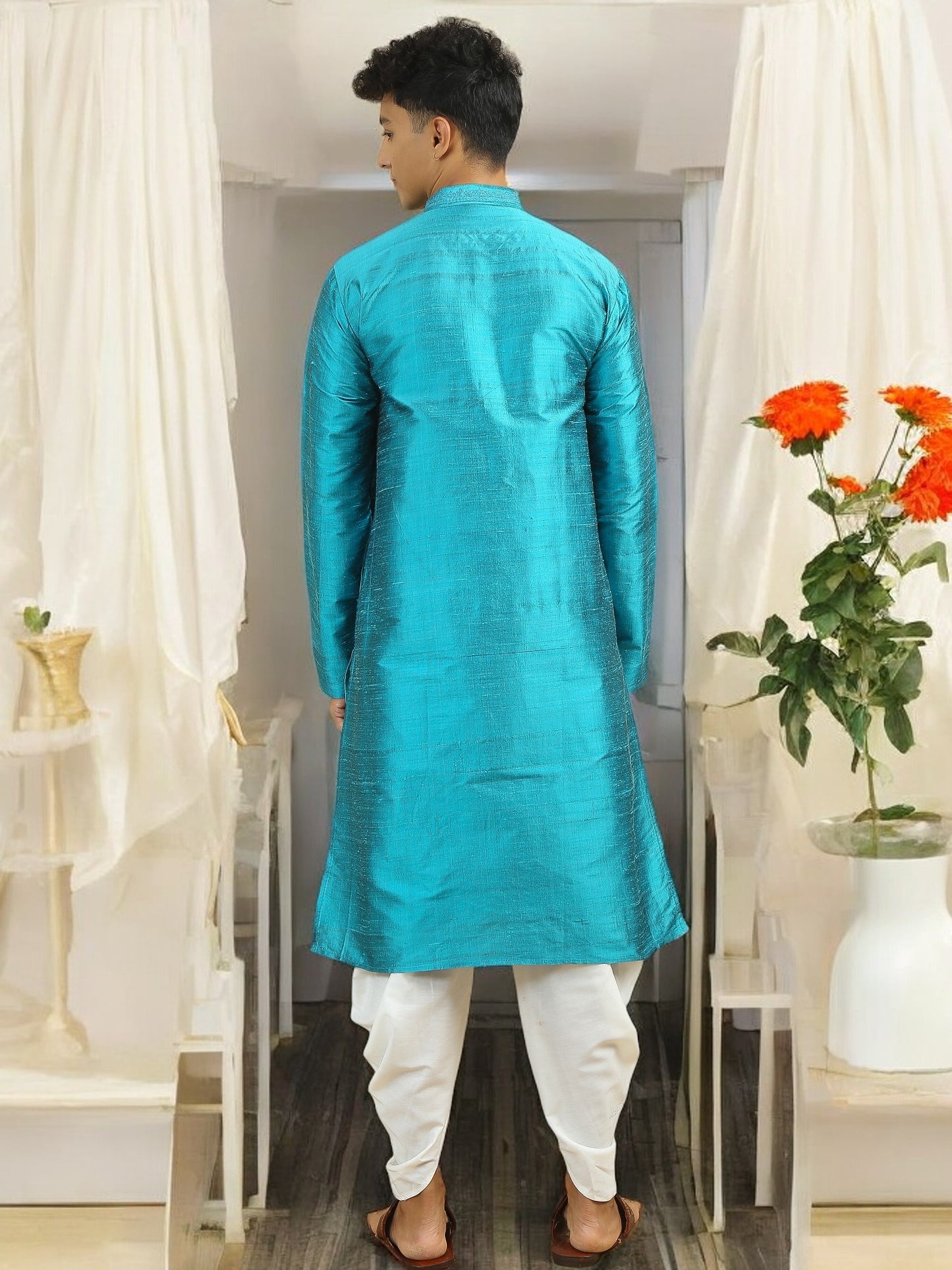 Tattva Men Applique Dupion Silk Straight Kurta