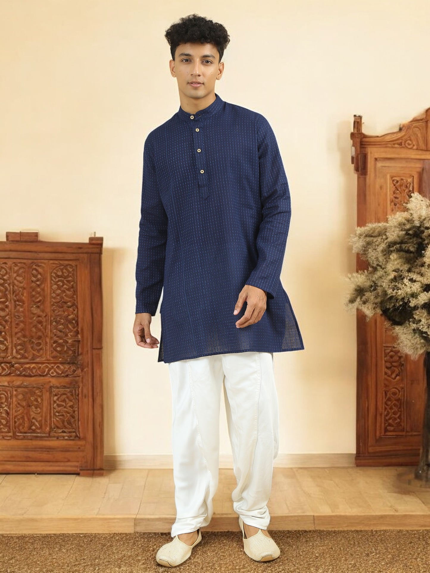 Tattva  Men Chikan Embroidery Cotton Blend Straight Kurta