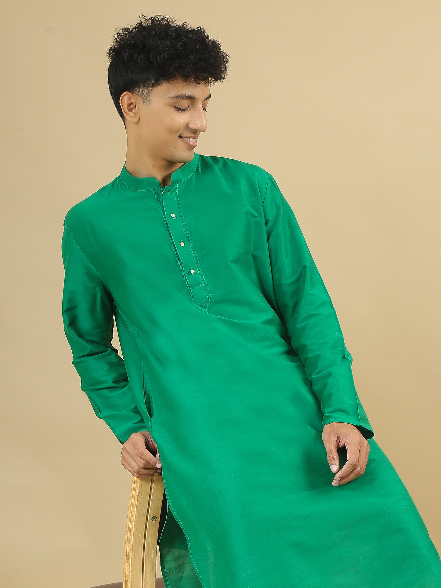 Tattva Men Cotton Blend Kurta Pyjama Set