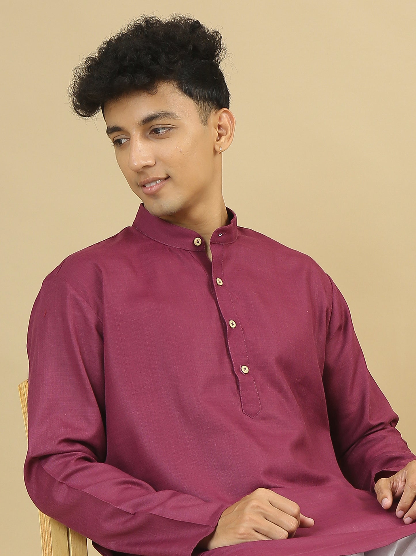 Tattva  Men Solid Cotton Blend Straight Kurta