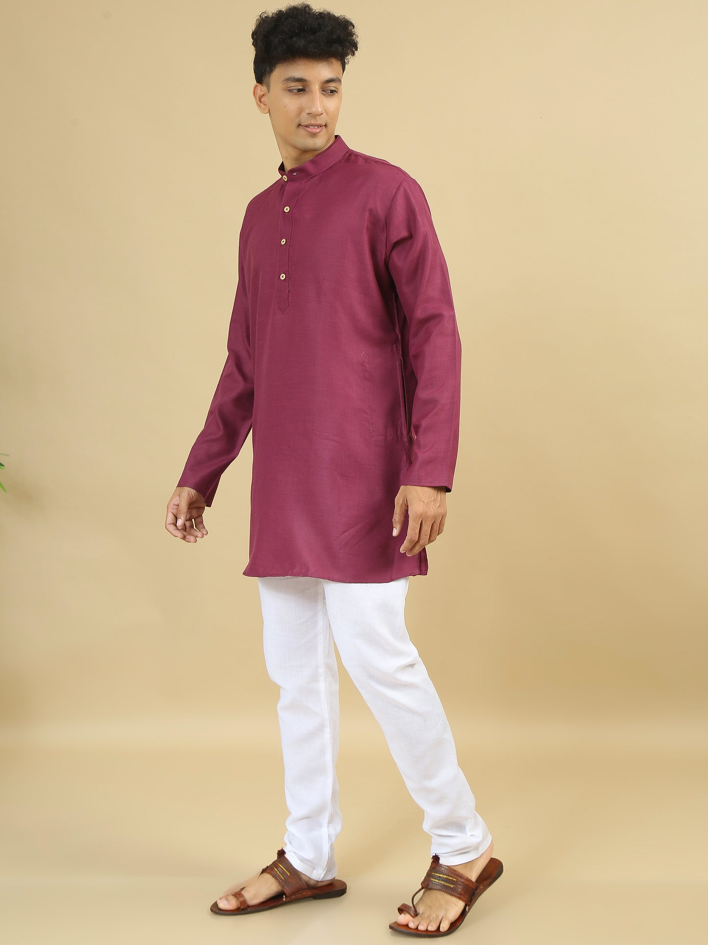 Tattva  Men Solid Cotton Blend Straight Kurta