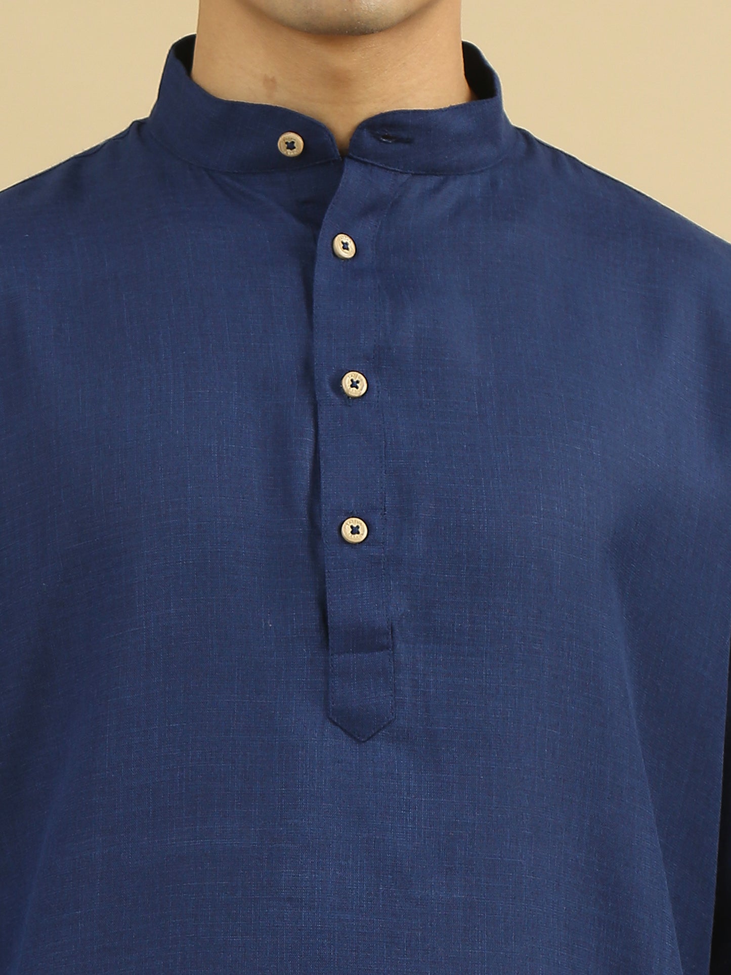 Tattva  Men Solid Cotton Blend Straight Kurta