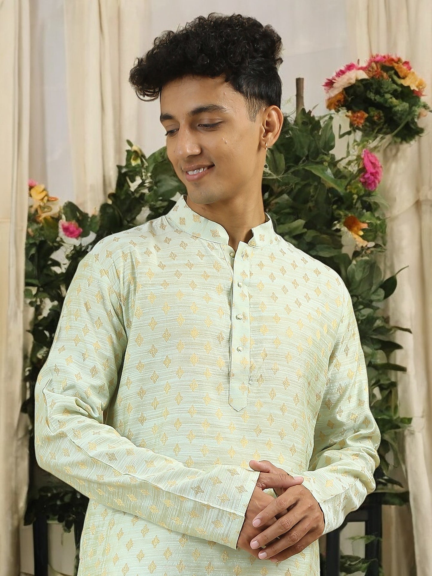 Tattva Men Woven Design Cotton Blend Straight Kurta