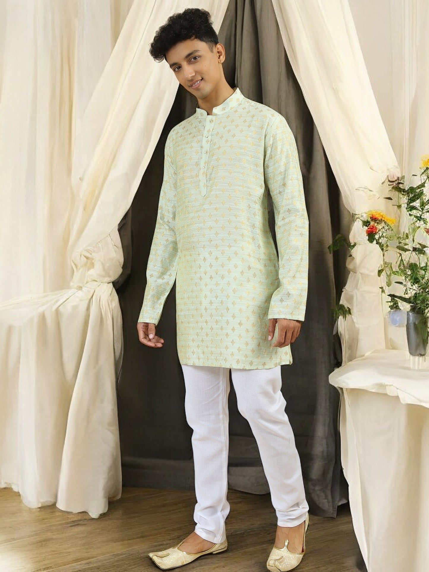 Tattva Men Woven Design Cotton Blend Straight Kurta