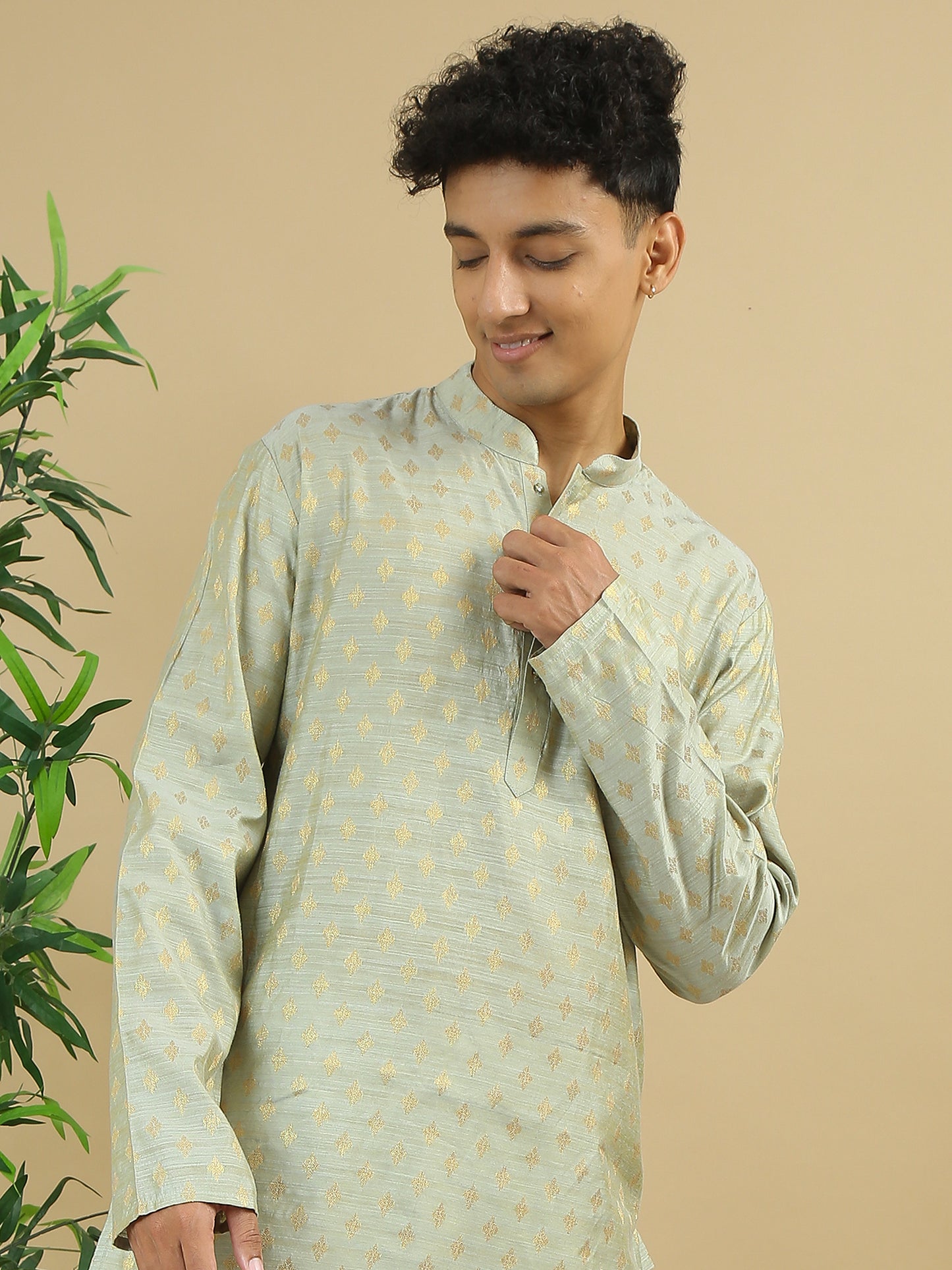 Tattva Men Woven Design Cotton Blend Straight Kurta