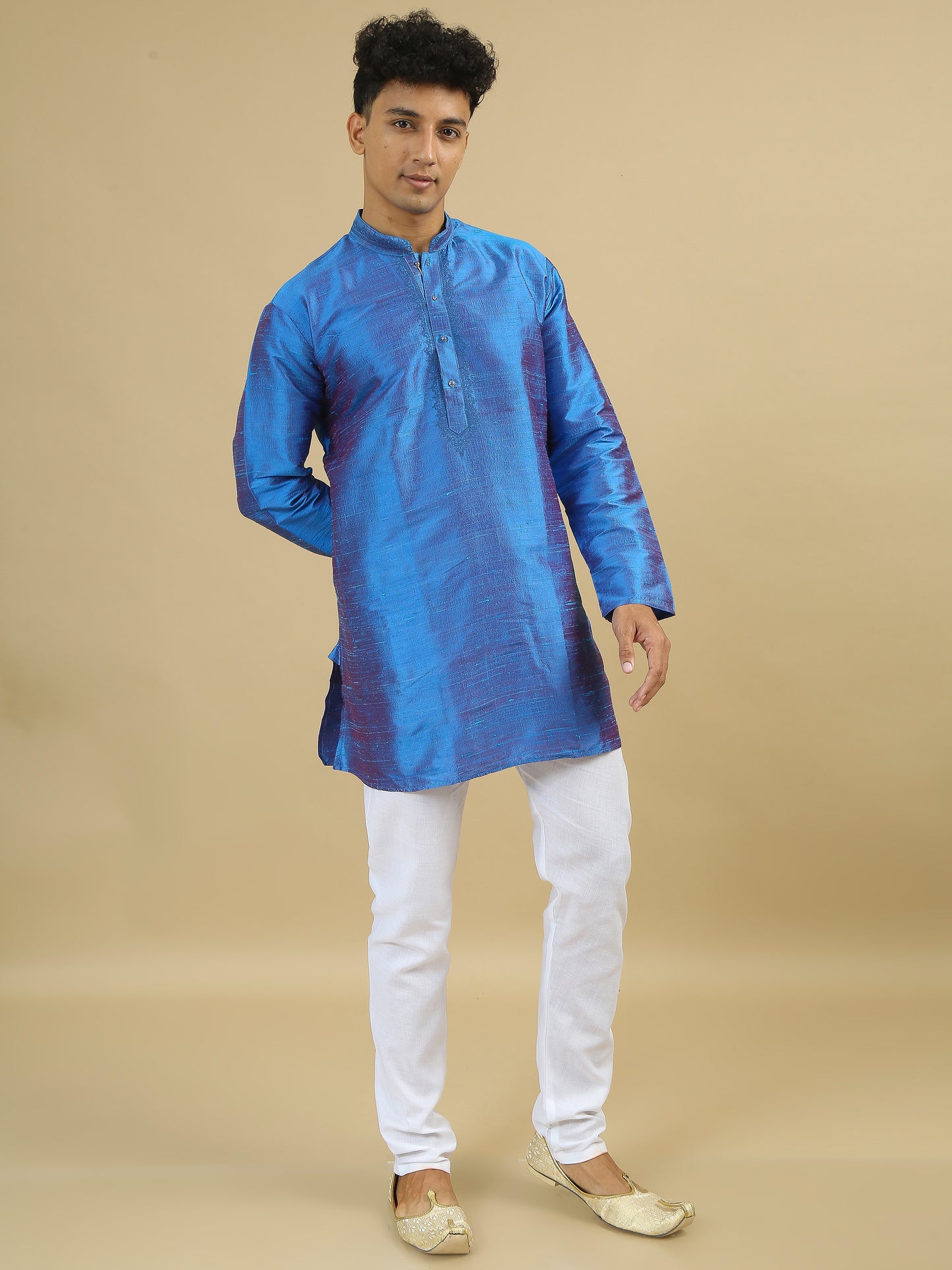 Tattva  Men Applique Dupion Silk Straight Kurta