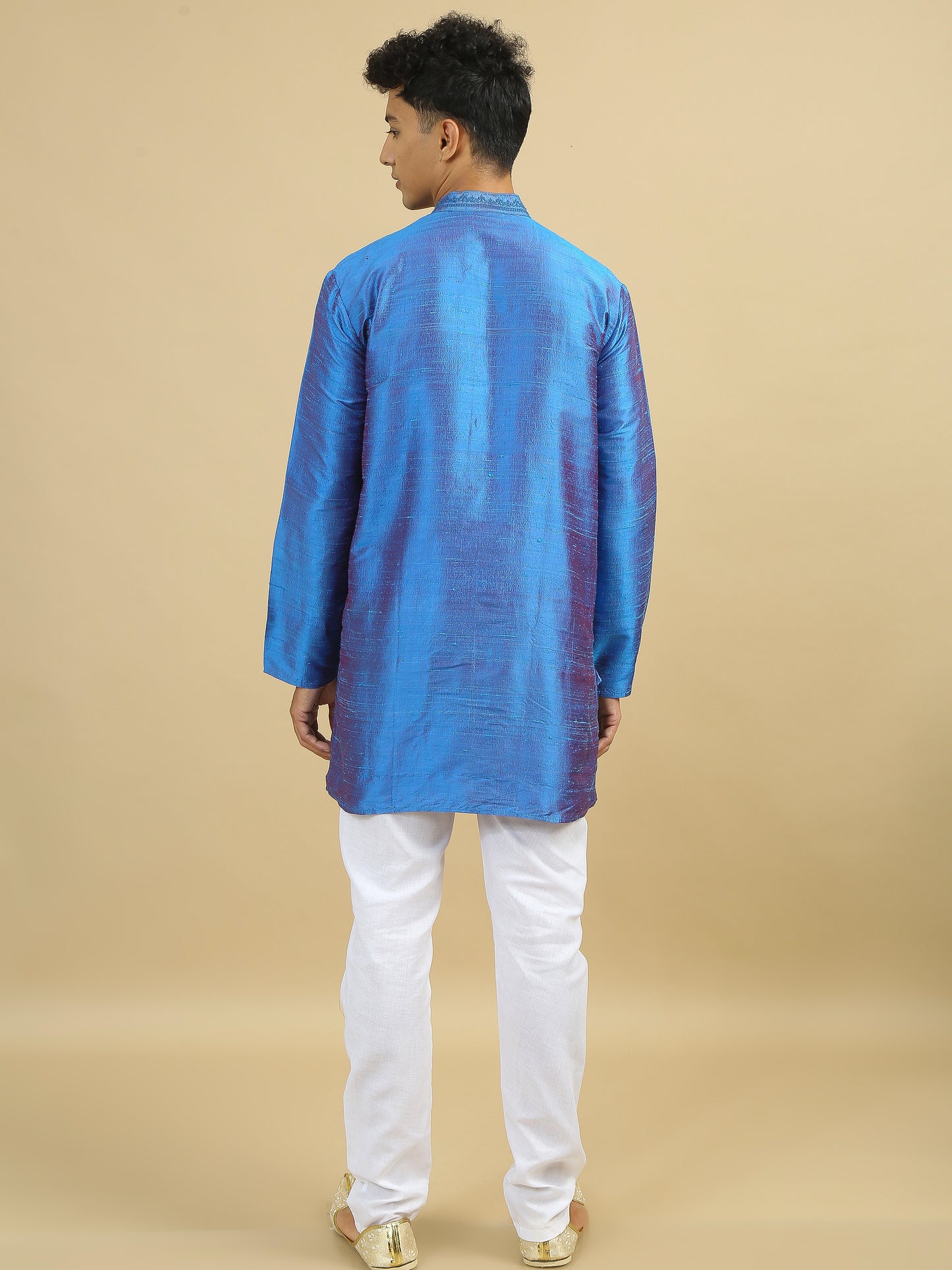 Tattva  Men Applique Dupion Silk Straight Kurta