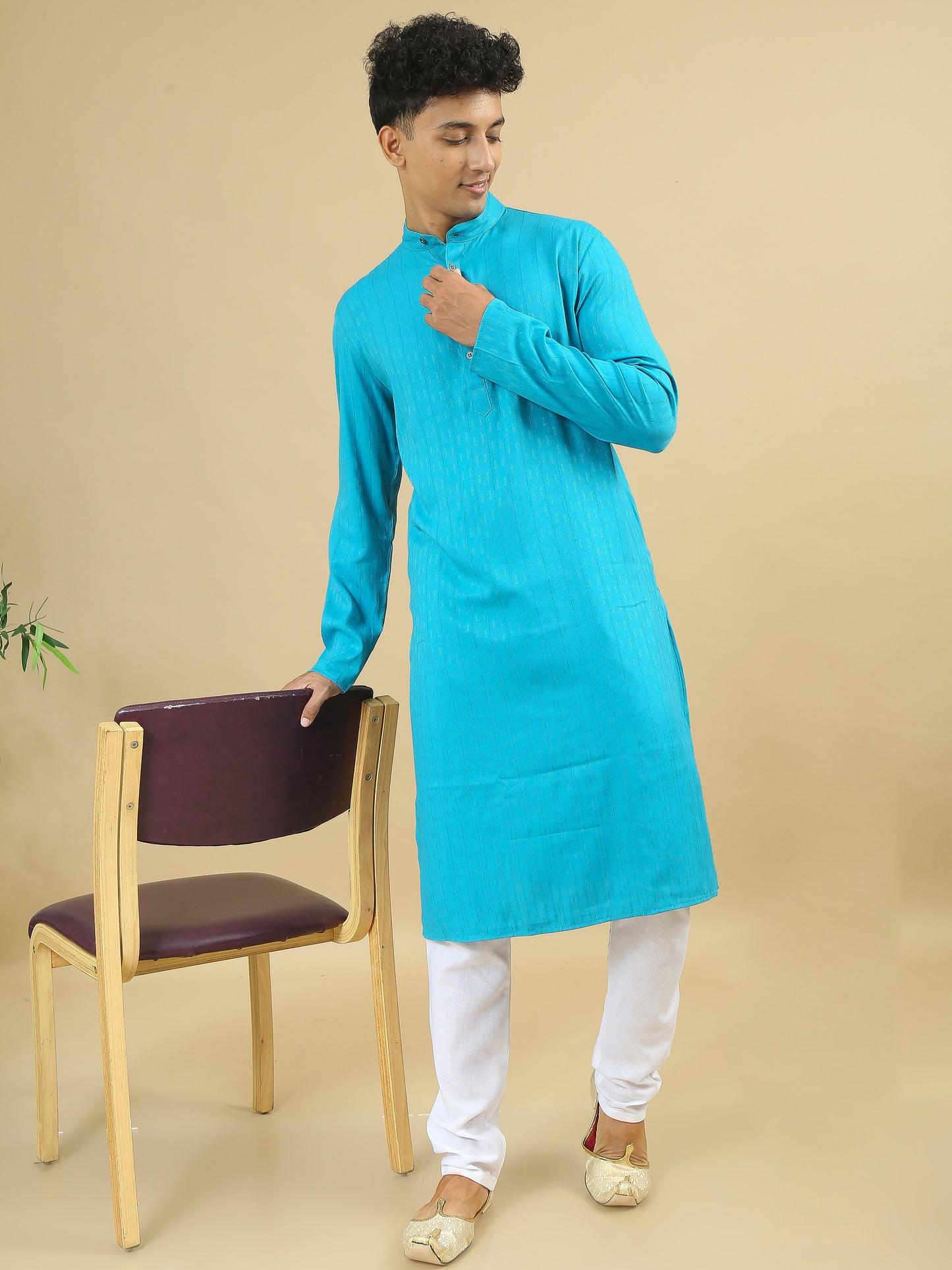 Tattva Men Cotton Blend Kurta Pyjama Set