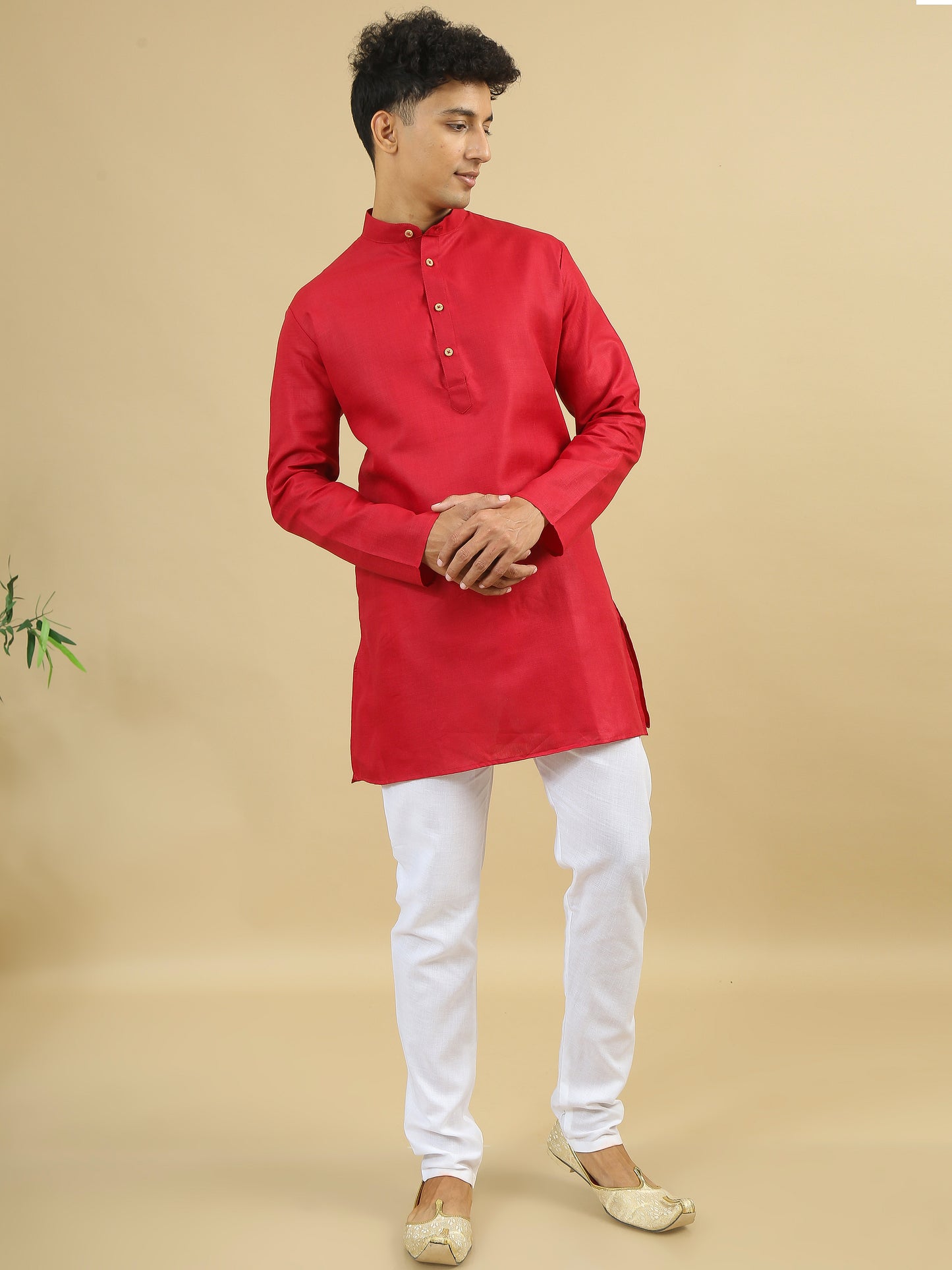 Tattva Men Solid Cotton Blend Straight Kurta