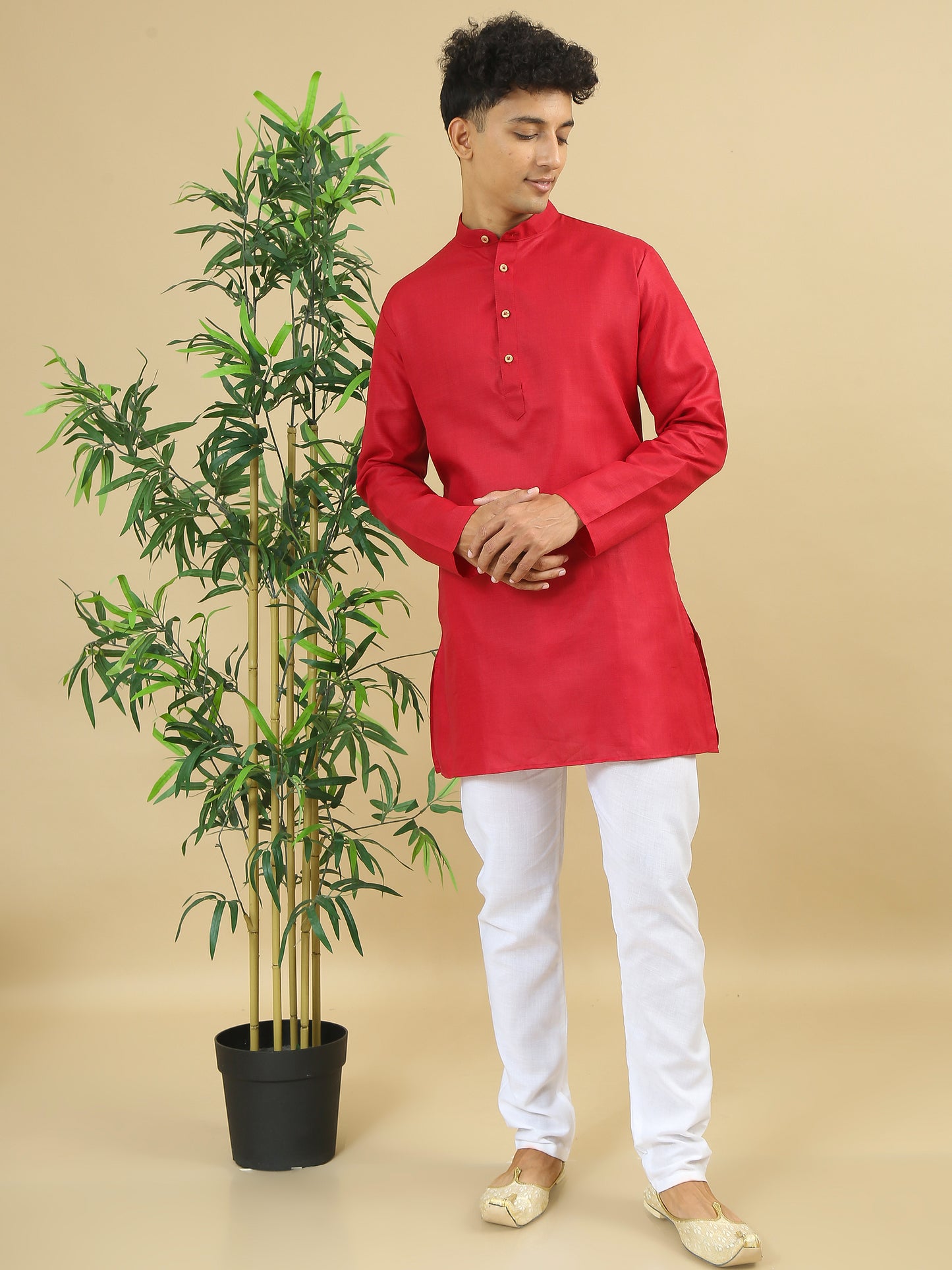 Tattva Men Solid Cotton Blend Straight Kurta