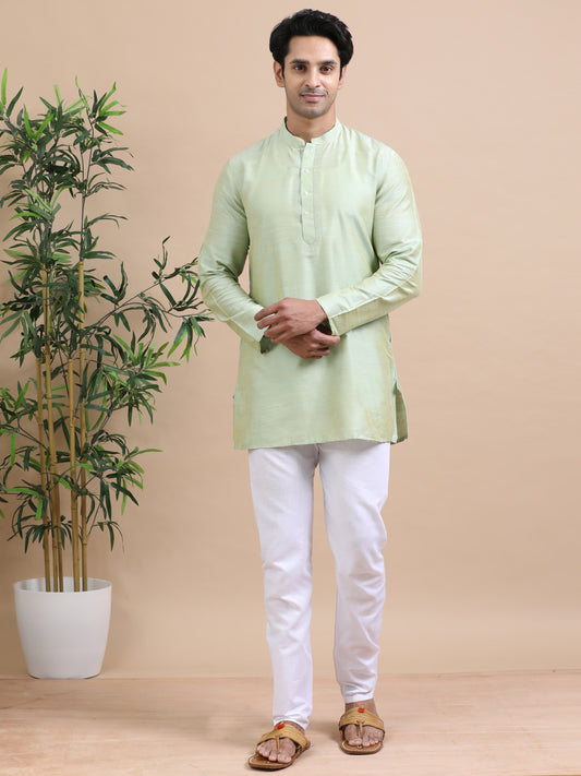 Tattva Solid Embroidered Mandarin Collar Short Kurta