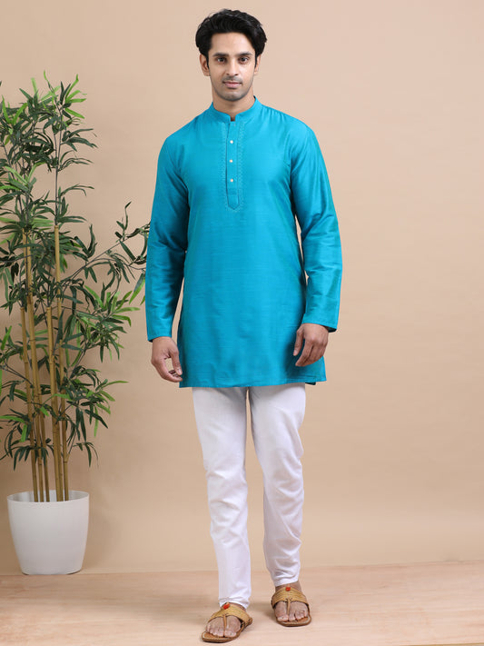 Tattva Solid Embroidered Mandarin Collar Short Kurta