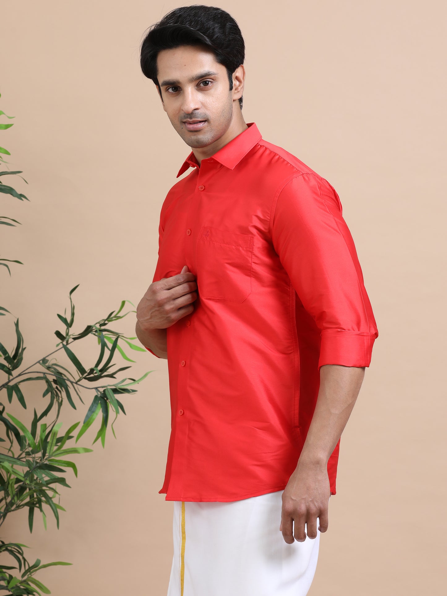 Tattva Men Red Toned Art silk Casual Shirt
