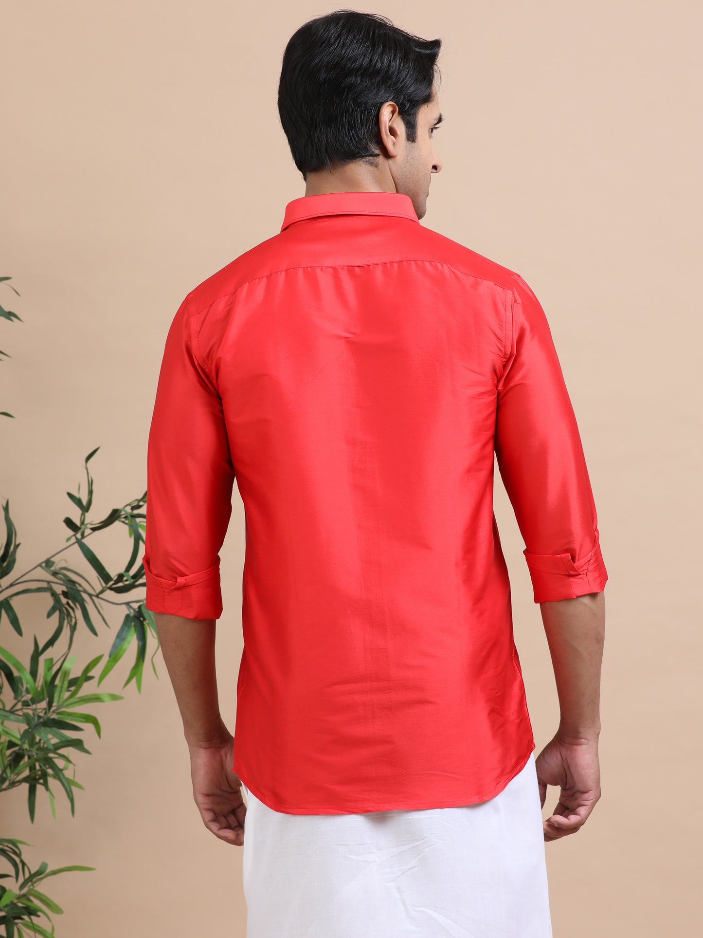Tattva Men Red Toned Art silk Casual Shirt