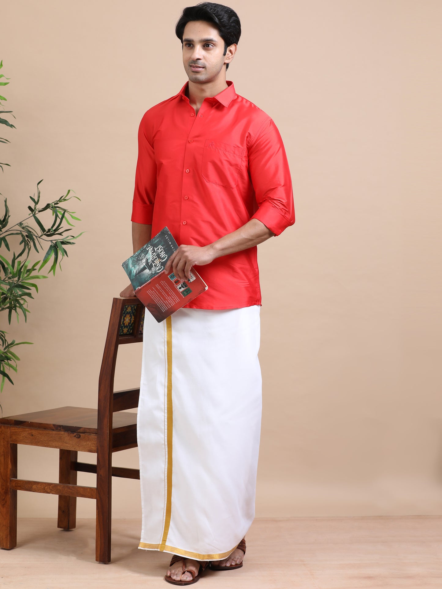 Tattva Men Red Toned Art silk Casual Shirt