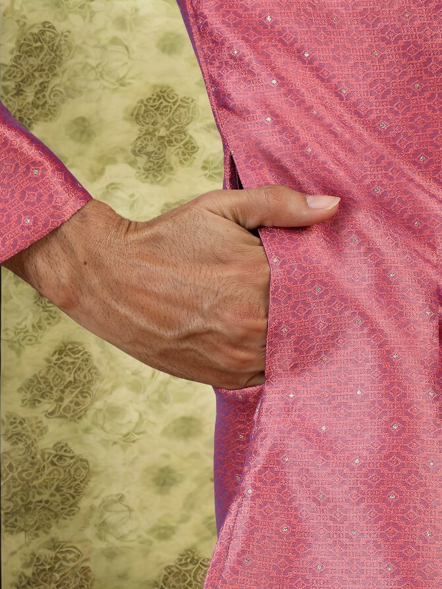 Tattva Men Pink Thread Work Kurta