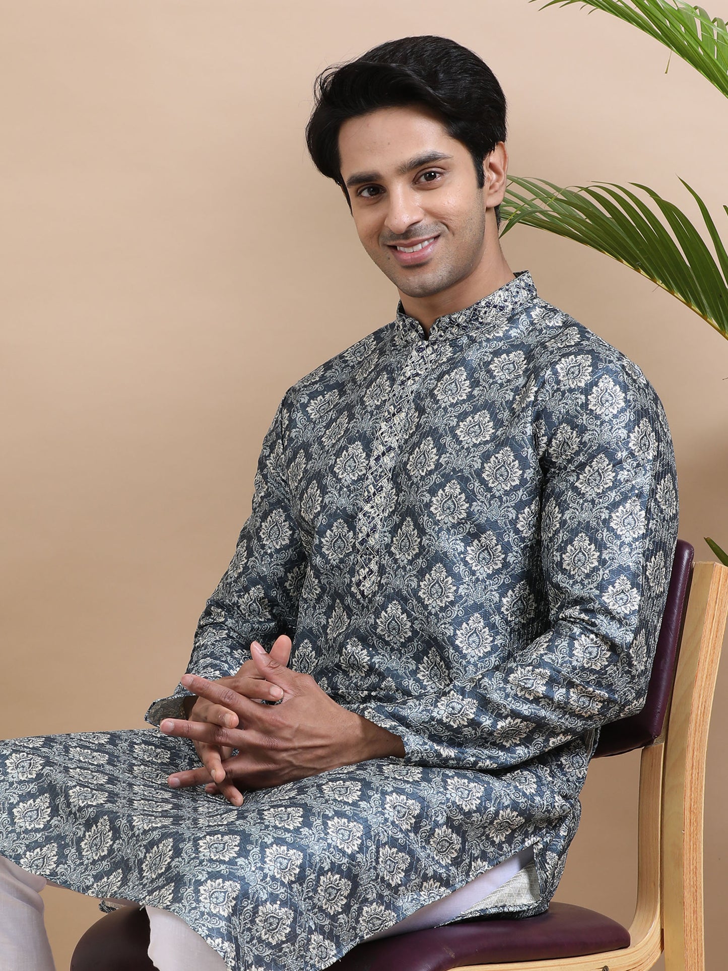 Tattva Men Threadwork Designed Kurta Pyjama Set