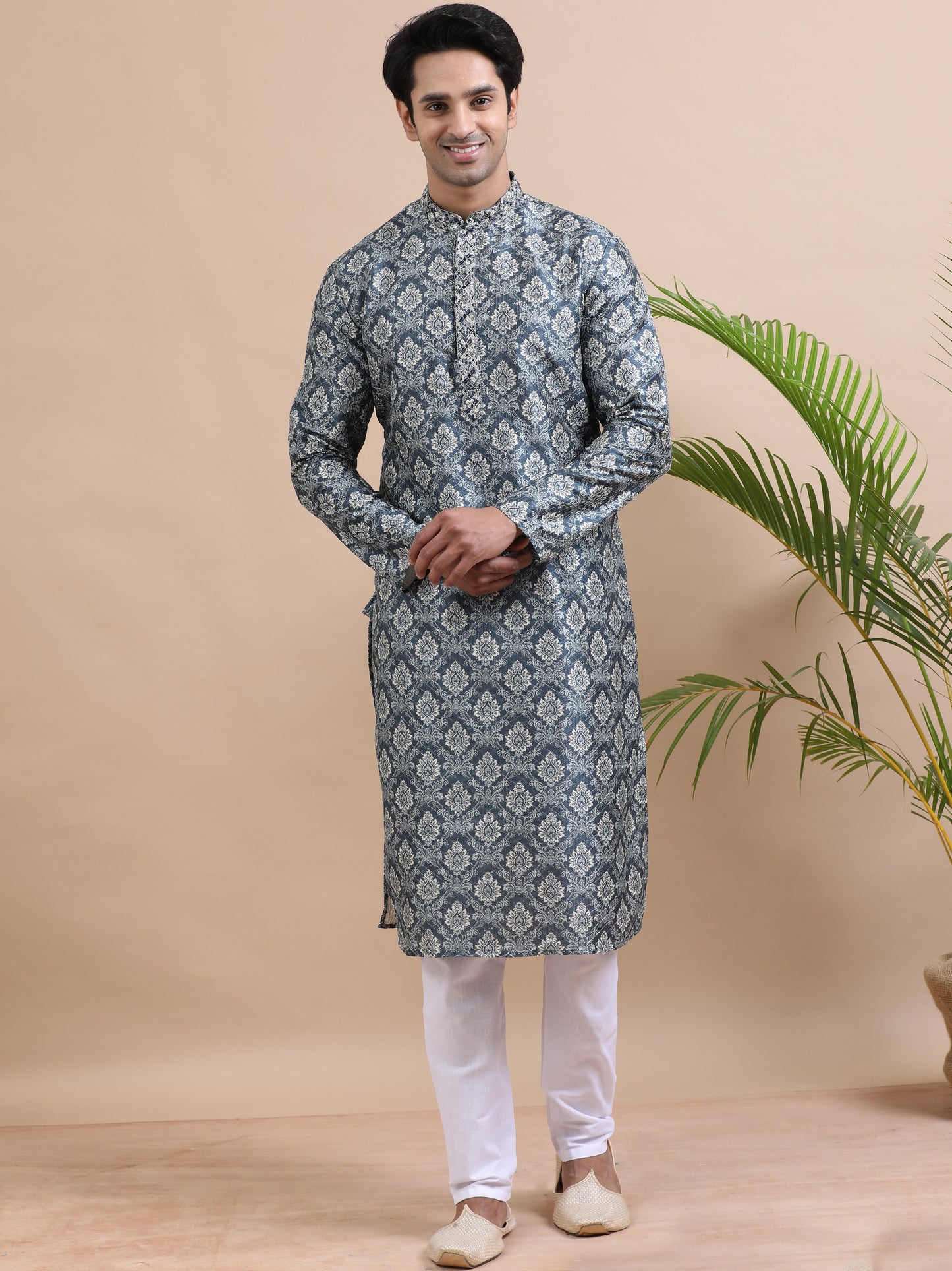 Tattva Men Threadwork Designed Kurta Pyjama Set