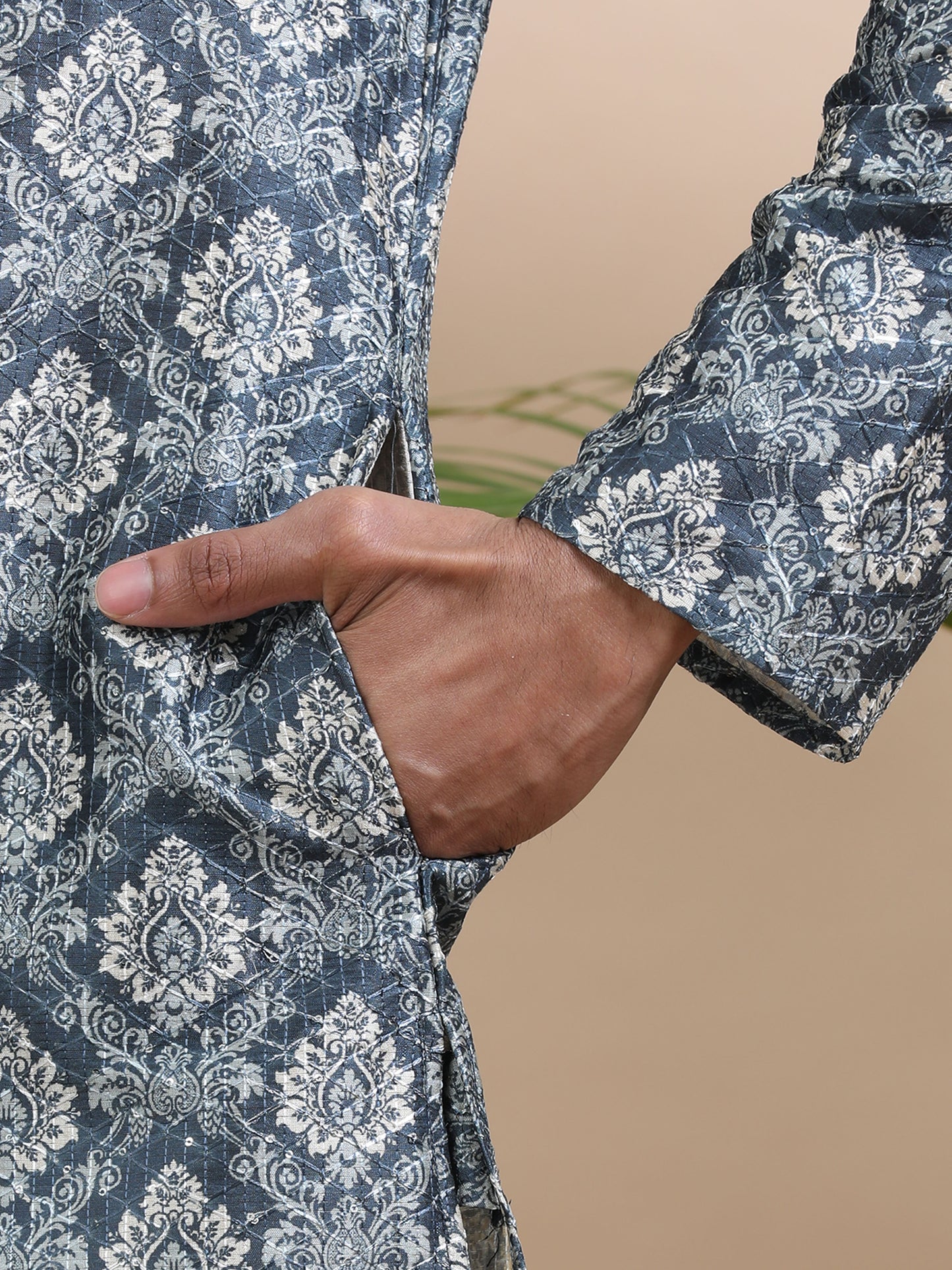 Tattva Men Threadwork Designed Kurta Pyjama Set