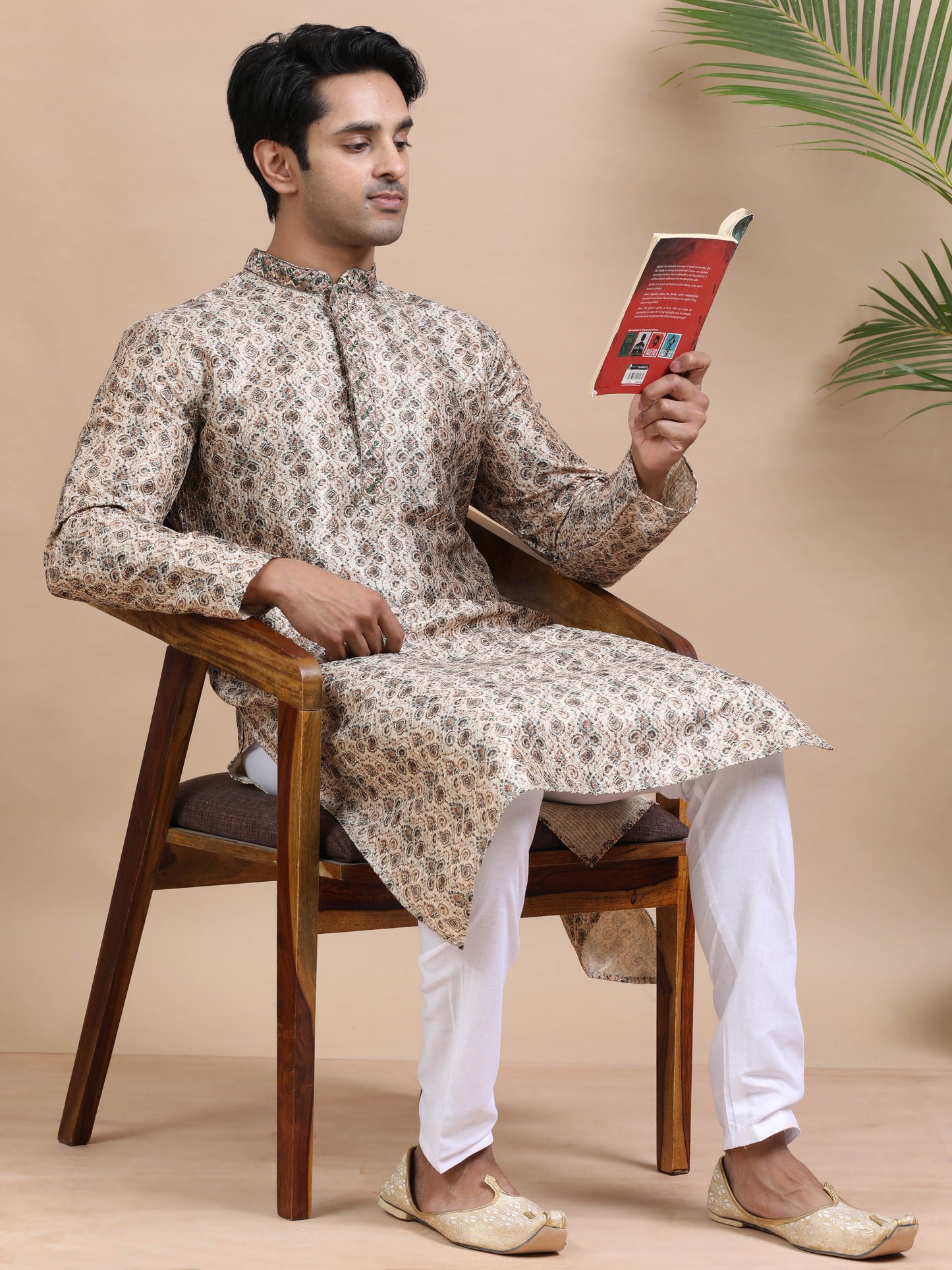 Tattva Men Threadwork Designed Kurta Pyjama Set