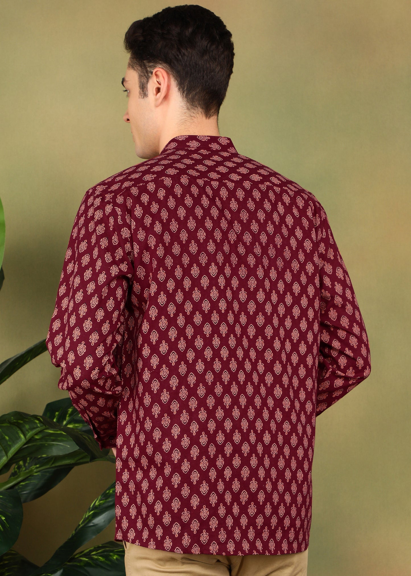 Tattva Men Maroon Short Kurta