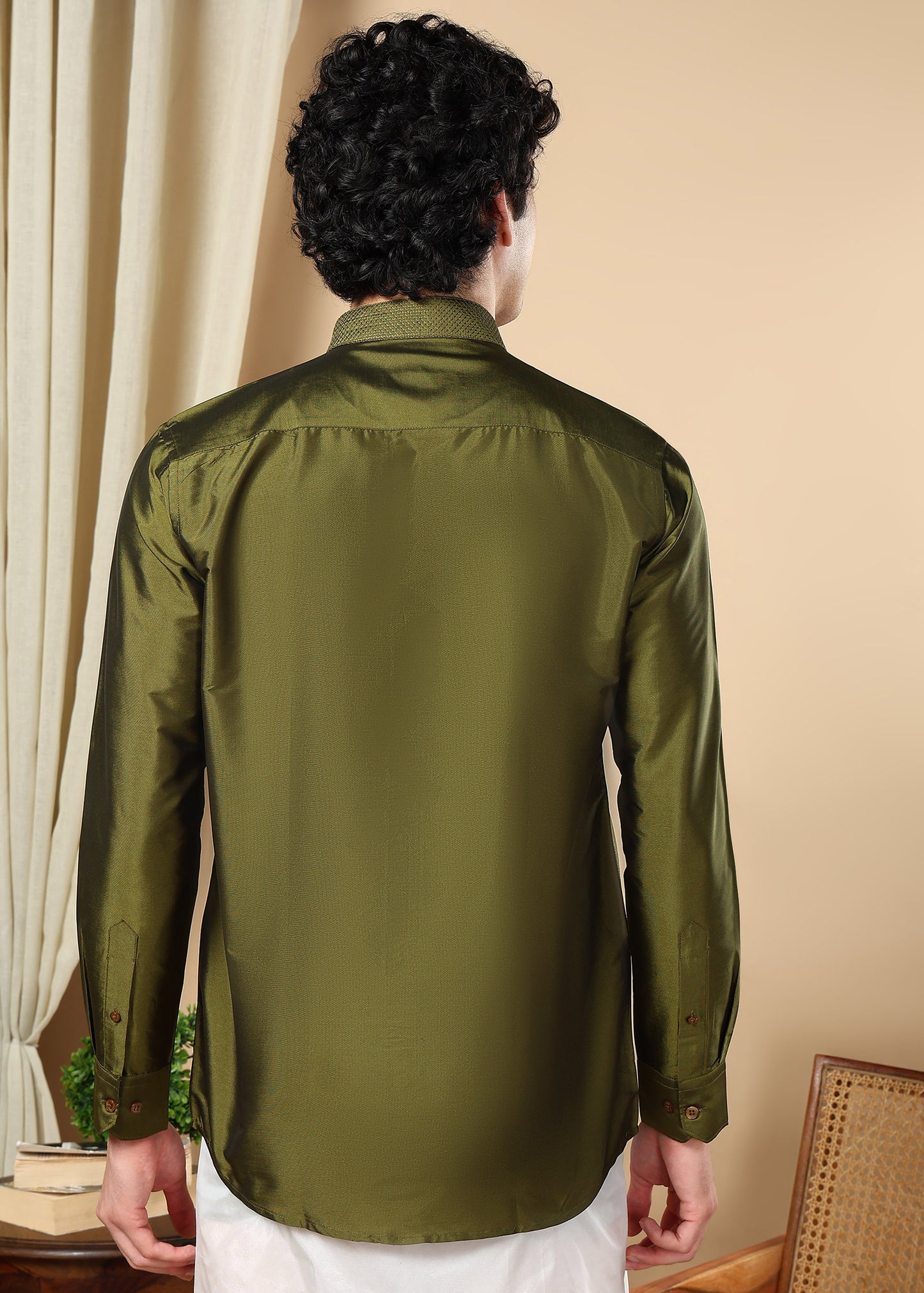 Tattva Men Olive Solid Shirt