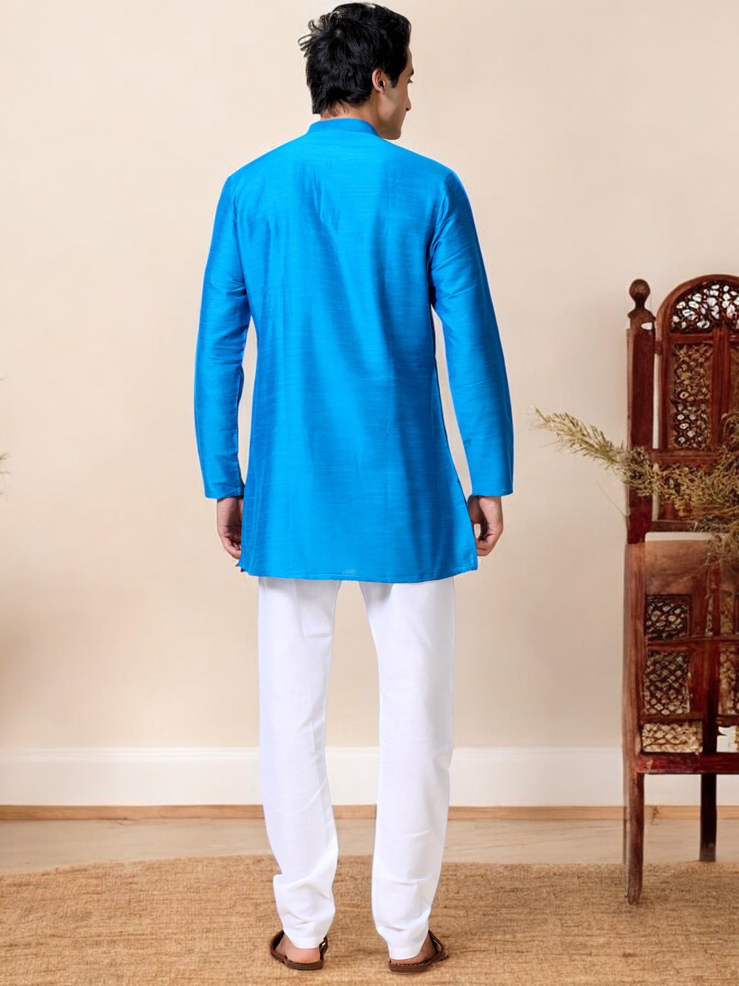 Tattva Men Embroidered Cotton Blend Asymmetric Kurta