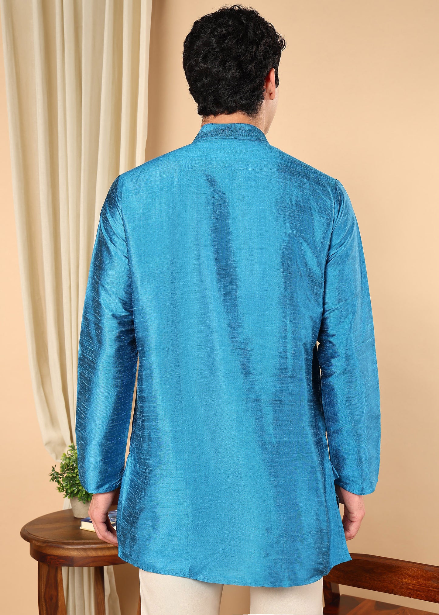 Tattva Men Solid Short Silk Kurta