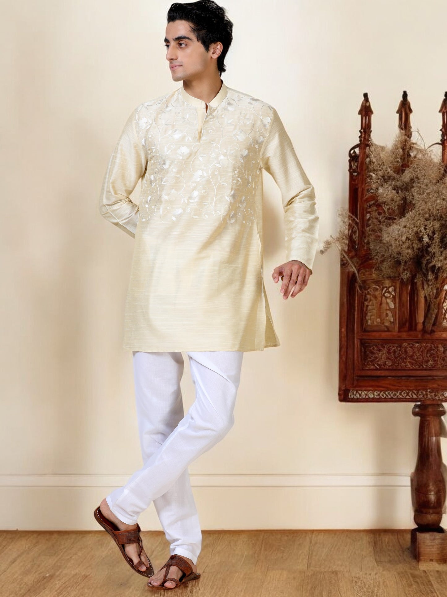 Tattva Men Embroidered Cotton Blend Asymmetric Kurta