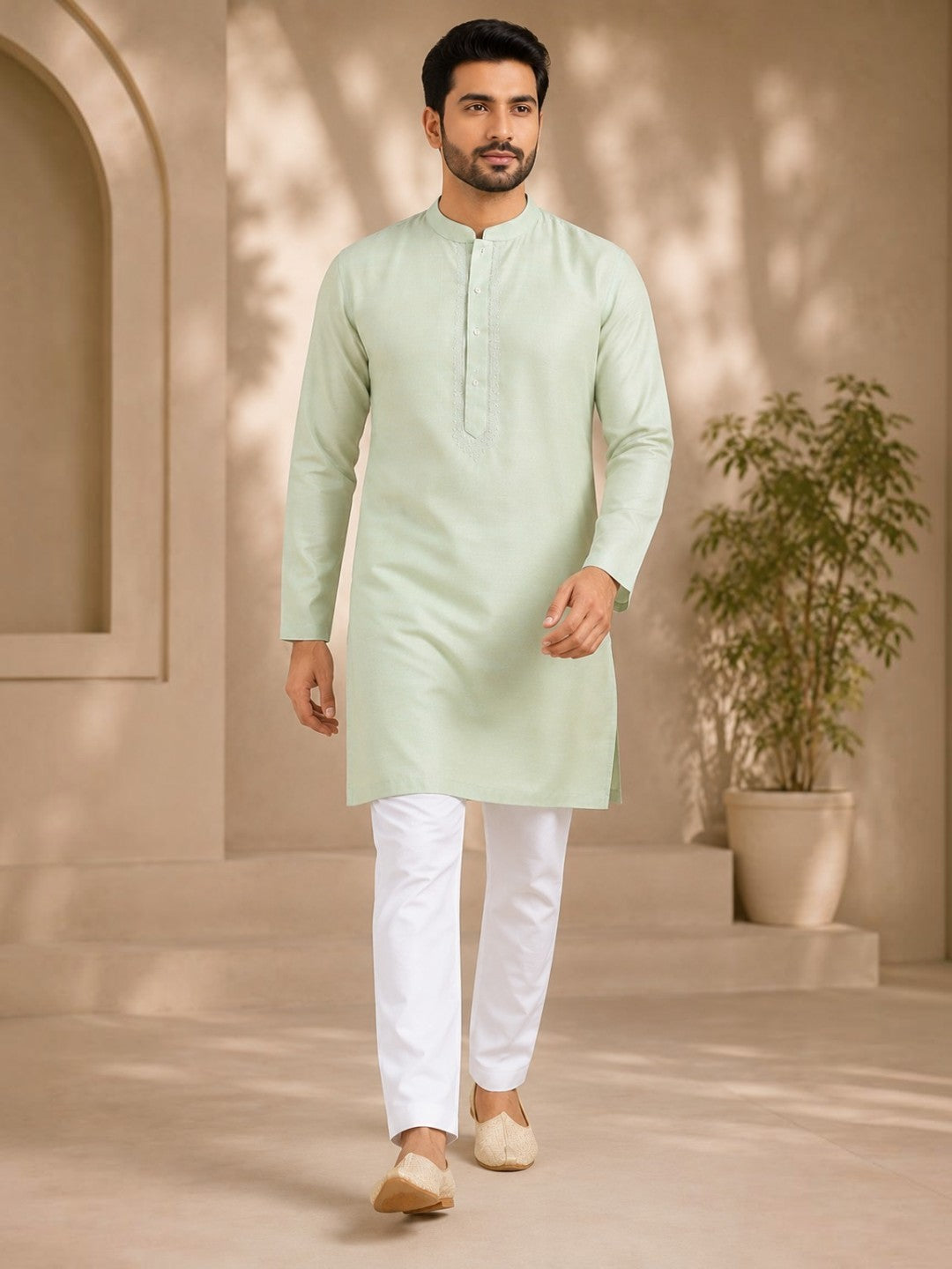 Tattva Solid Embroidered Mandarin Collar Short Kurta