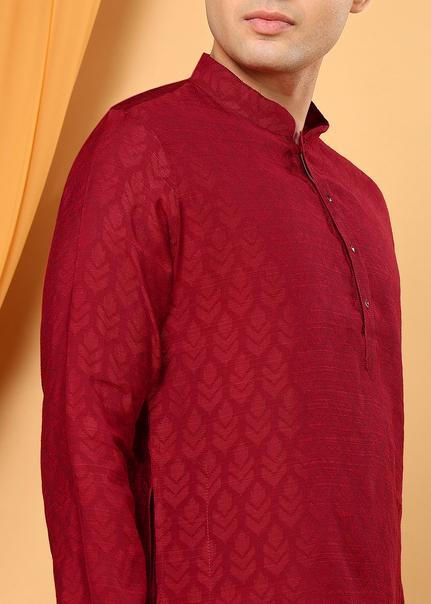 Tattva Men Maroon Colored Floral Embroidered Short Kurta