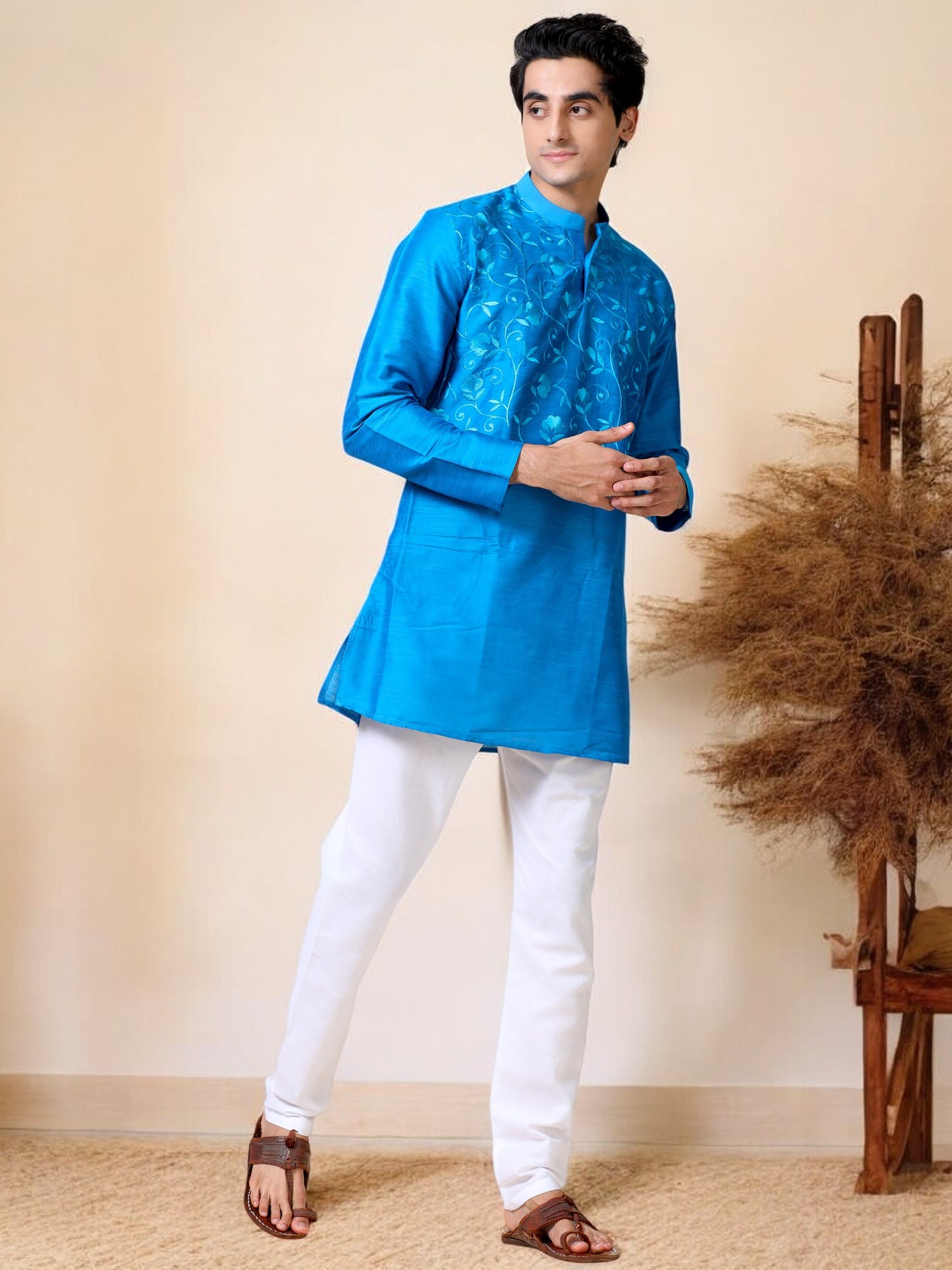 Tattva Men Embroidered Cotton Blend Asymmetric Kurta