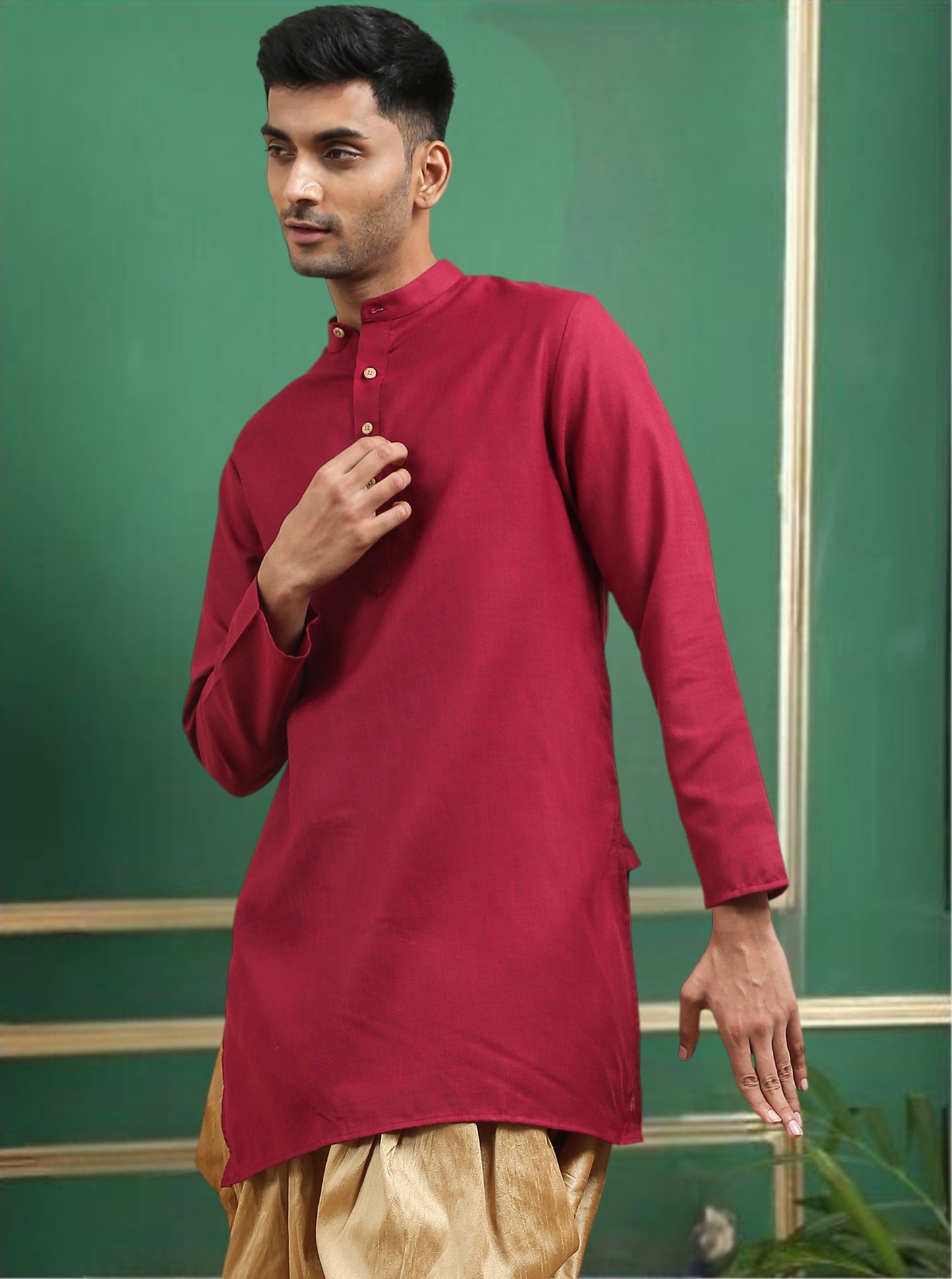 Tattva Maroon Toned Solid Cotton Short Kurta